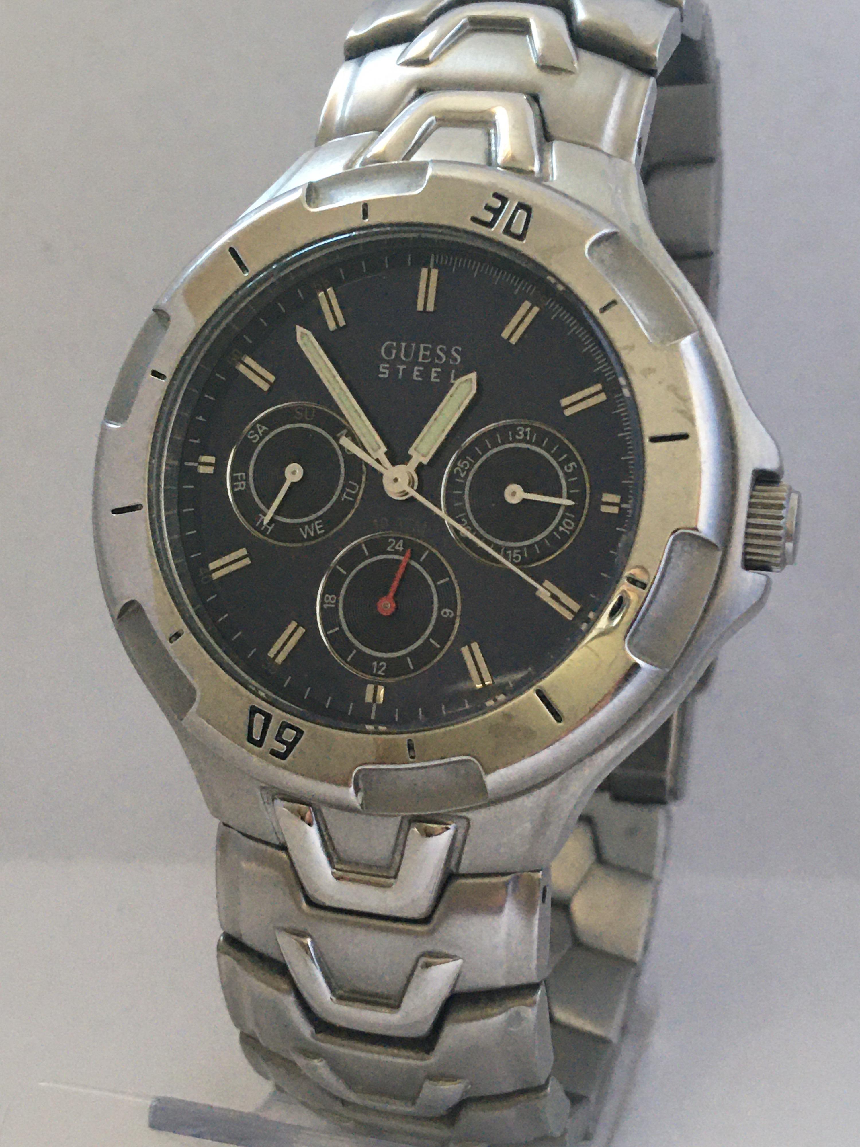 Pre-Owned Stainless Steel Guess Battery Operated Men’s Watch 1