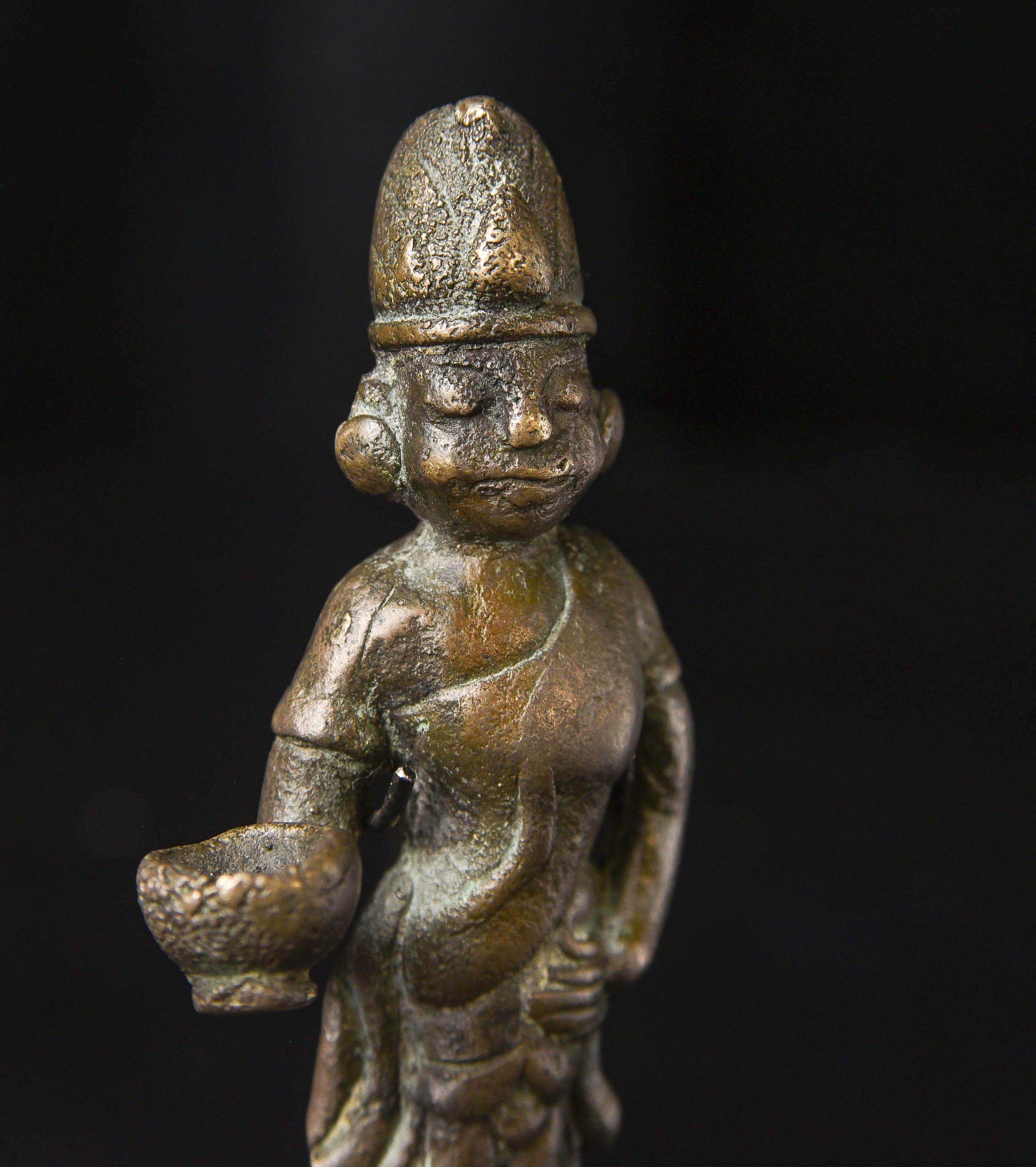Figura budista prepagana de bronce macizo fundido de Birmania. Carisma, Finesse 9803 siglo XVIII y antes en venta