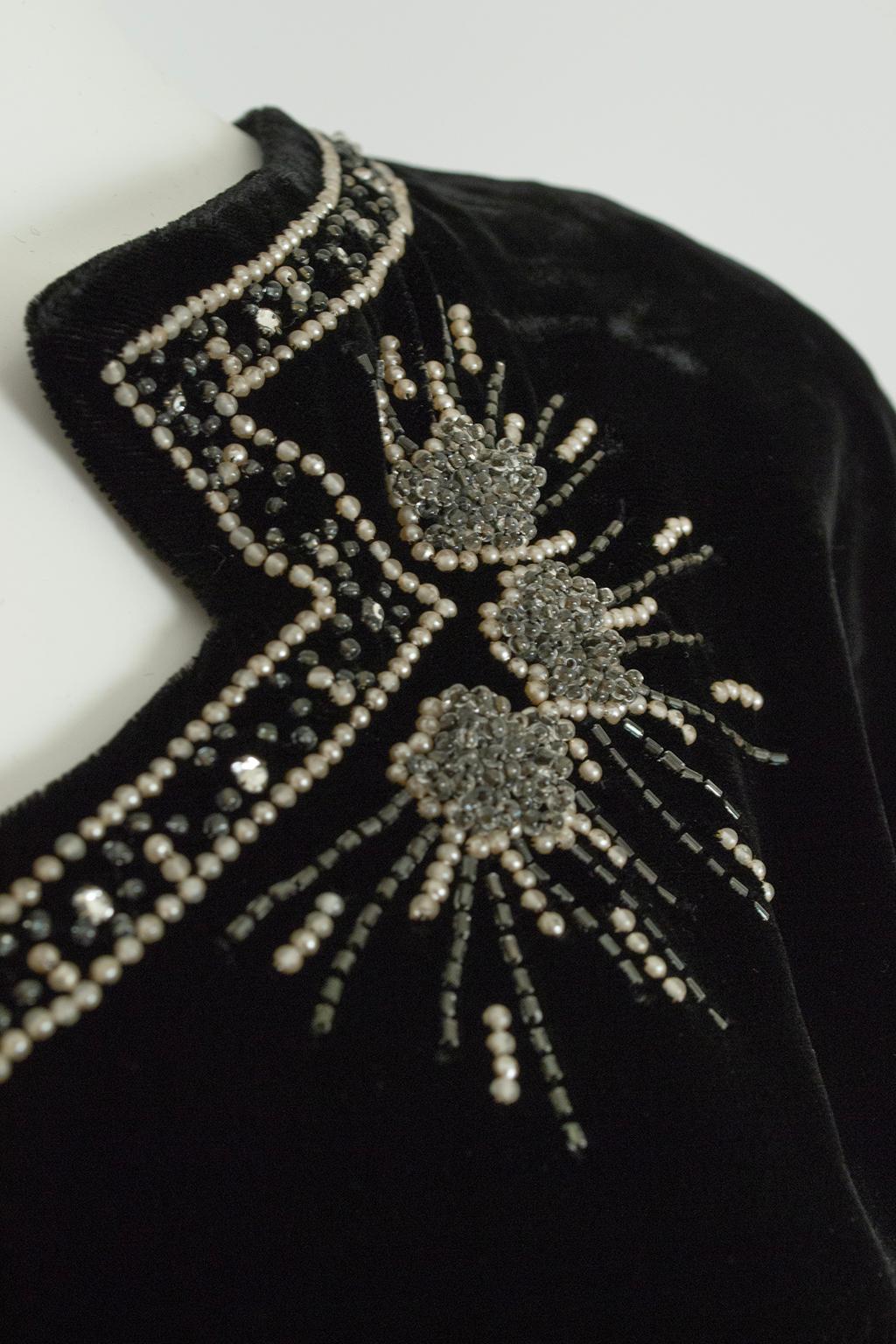 Pre-War Black Velvet Art Deco Bead and Rhinestone Cocktail Dress – L, 1940s 1