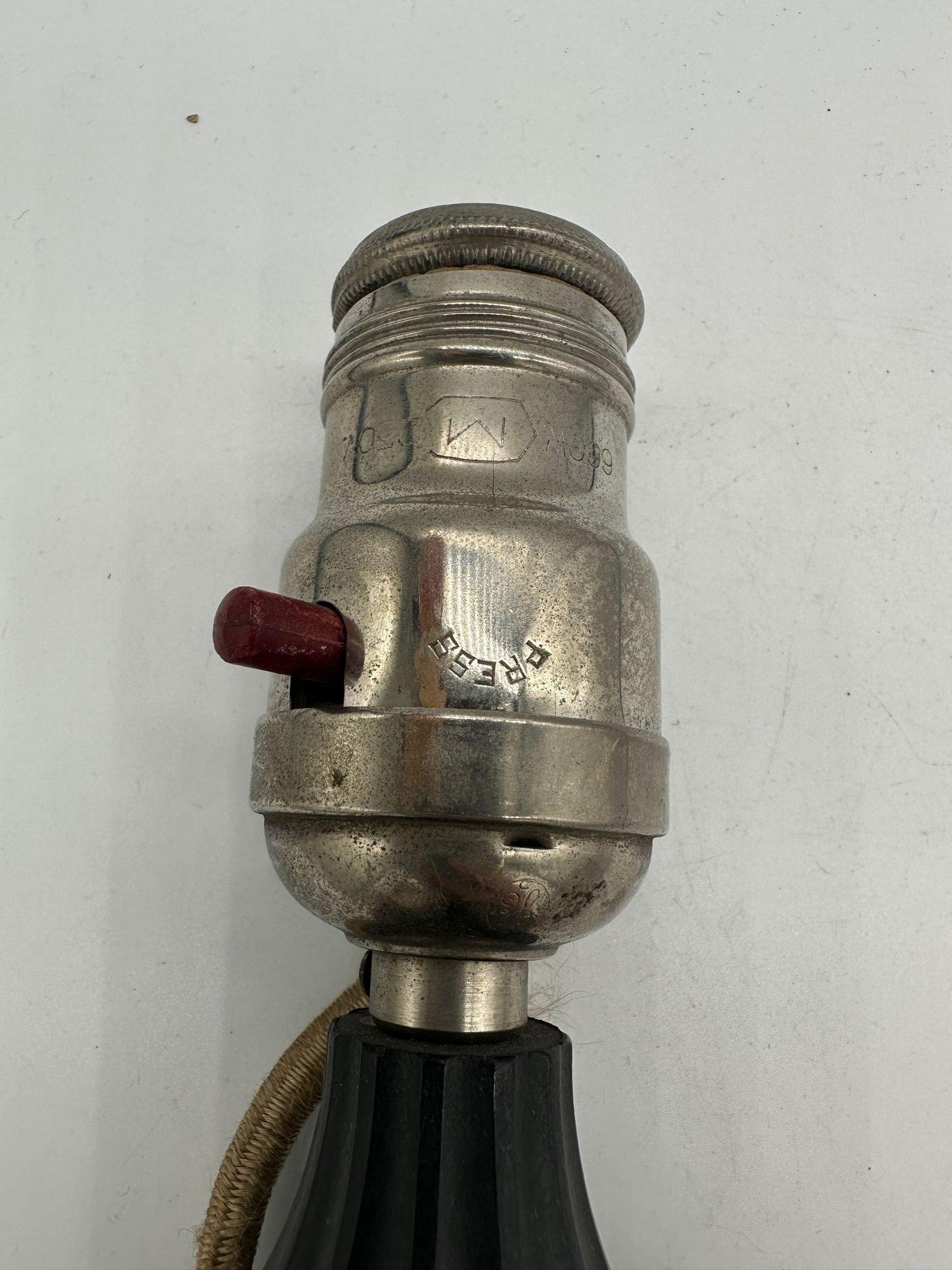 Pre-War Electric Lamp Base Lighter, Circa 1930 For Sale 4