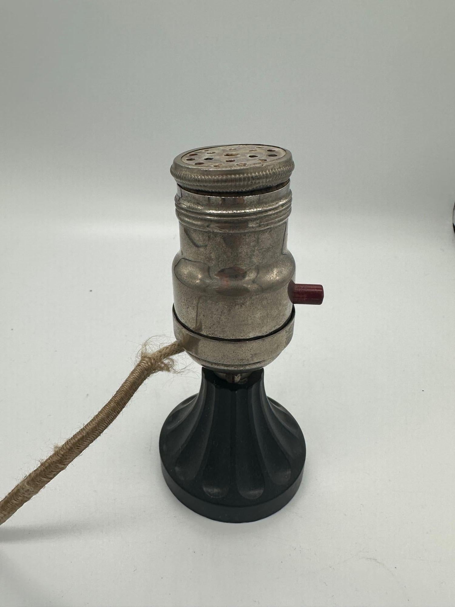 Pre-War Electric Lamp Base Lighter, Circa 1930 For Sale 1
