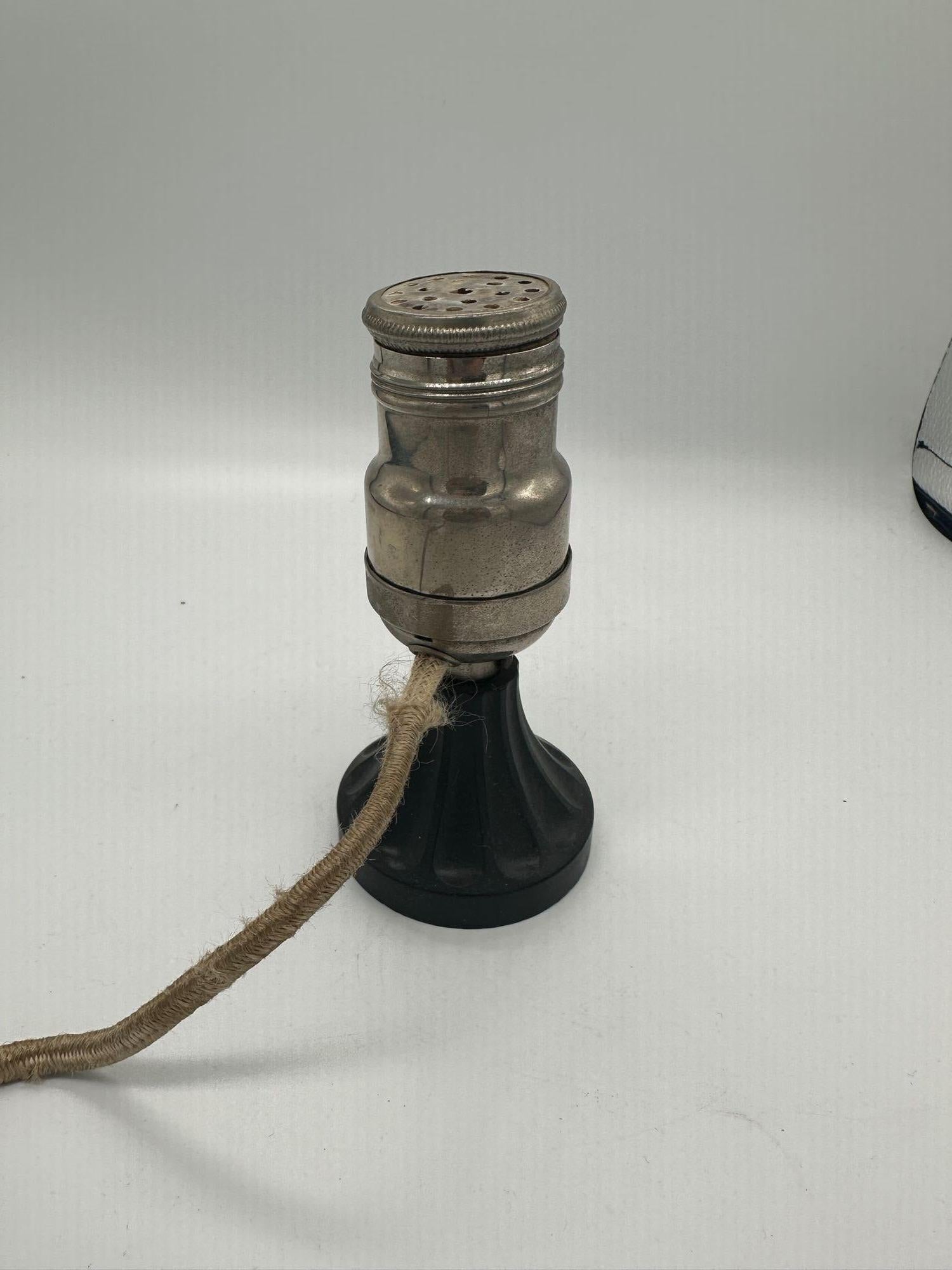 Pre-War Electric Lamp Base Lighter, Circa 1930 For Sale 2