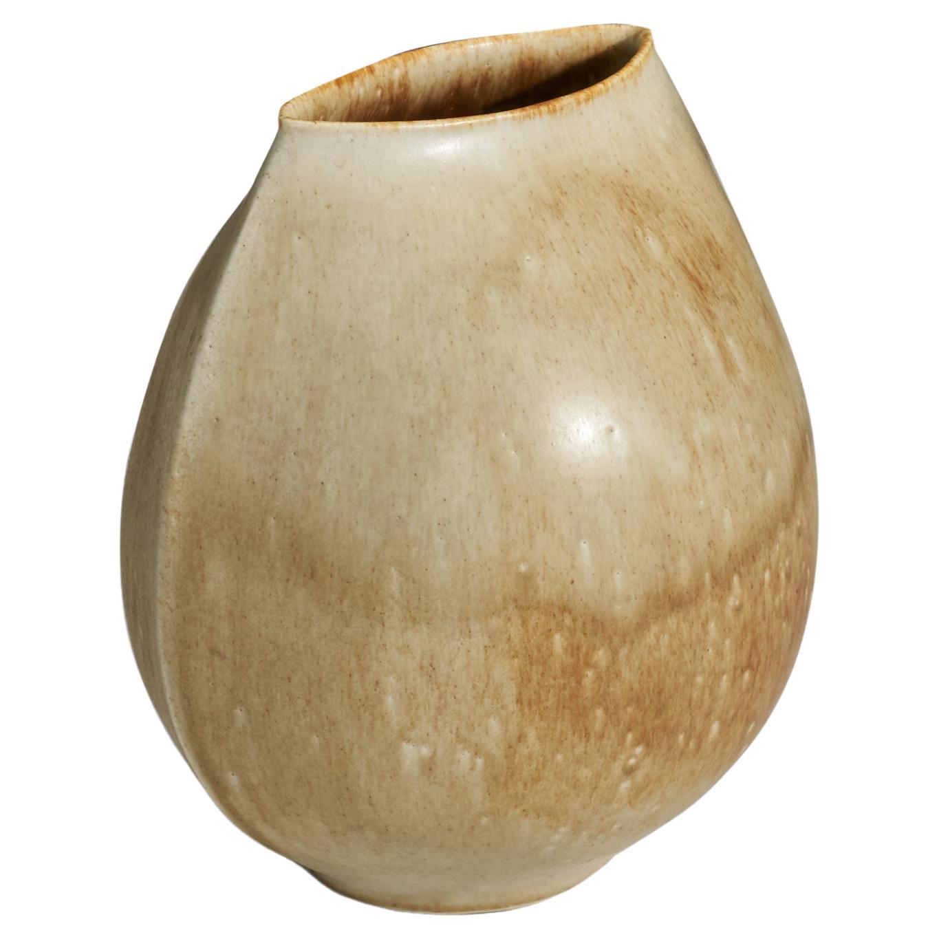Preben Brandt Larsen, Vase, Cream Glazed Stoneware, Fejø, Denmark, 1960s