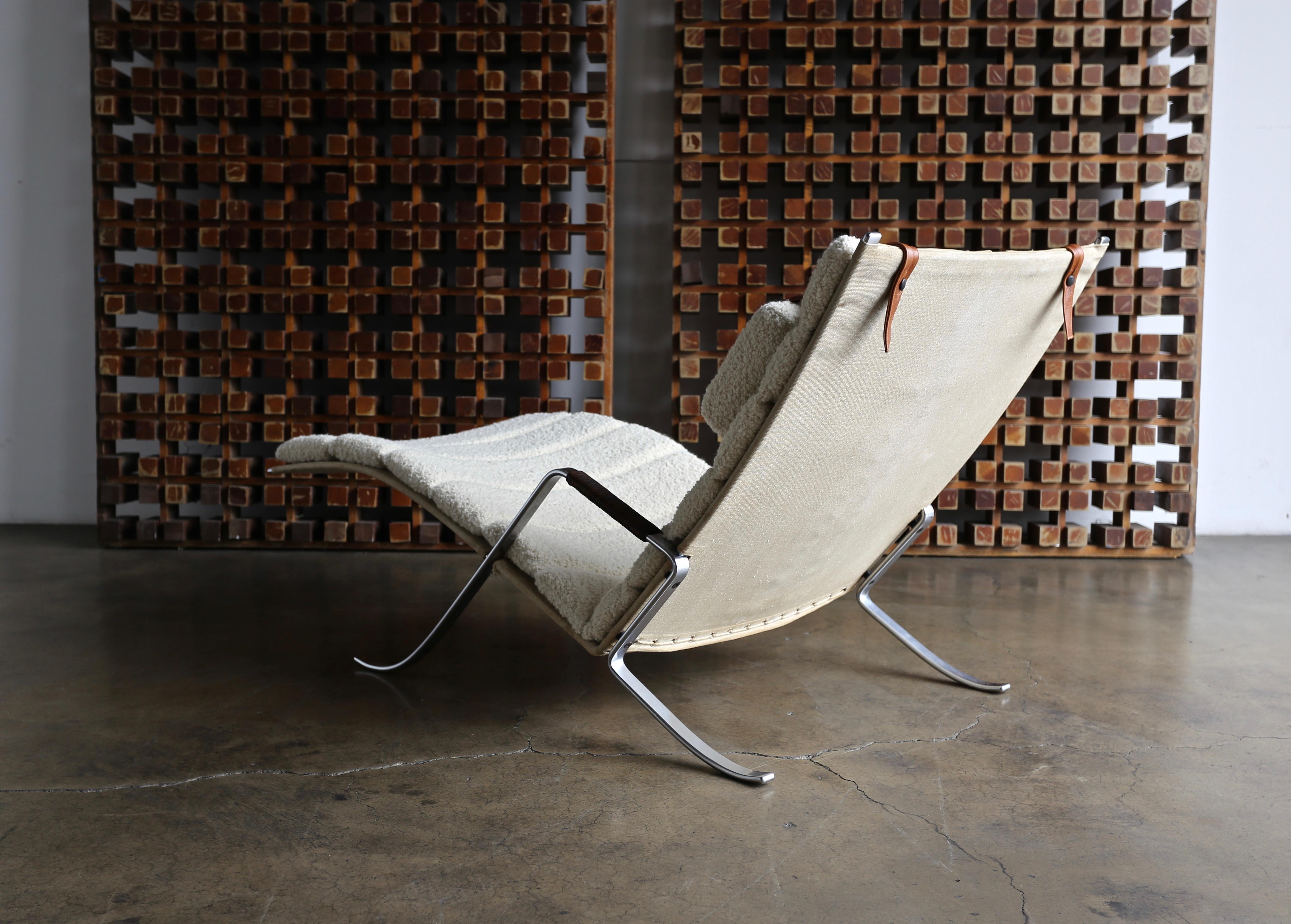 Preben Fabricius and Jørgen Kastholm Grasshopper Chaise for Alfred Kill, circa 1968. The cushion has been expertly upholstered in alpaca boucle.