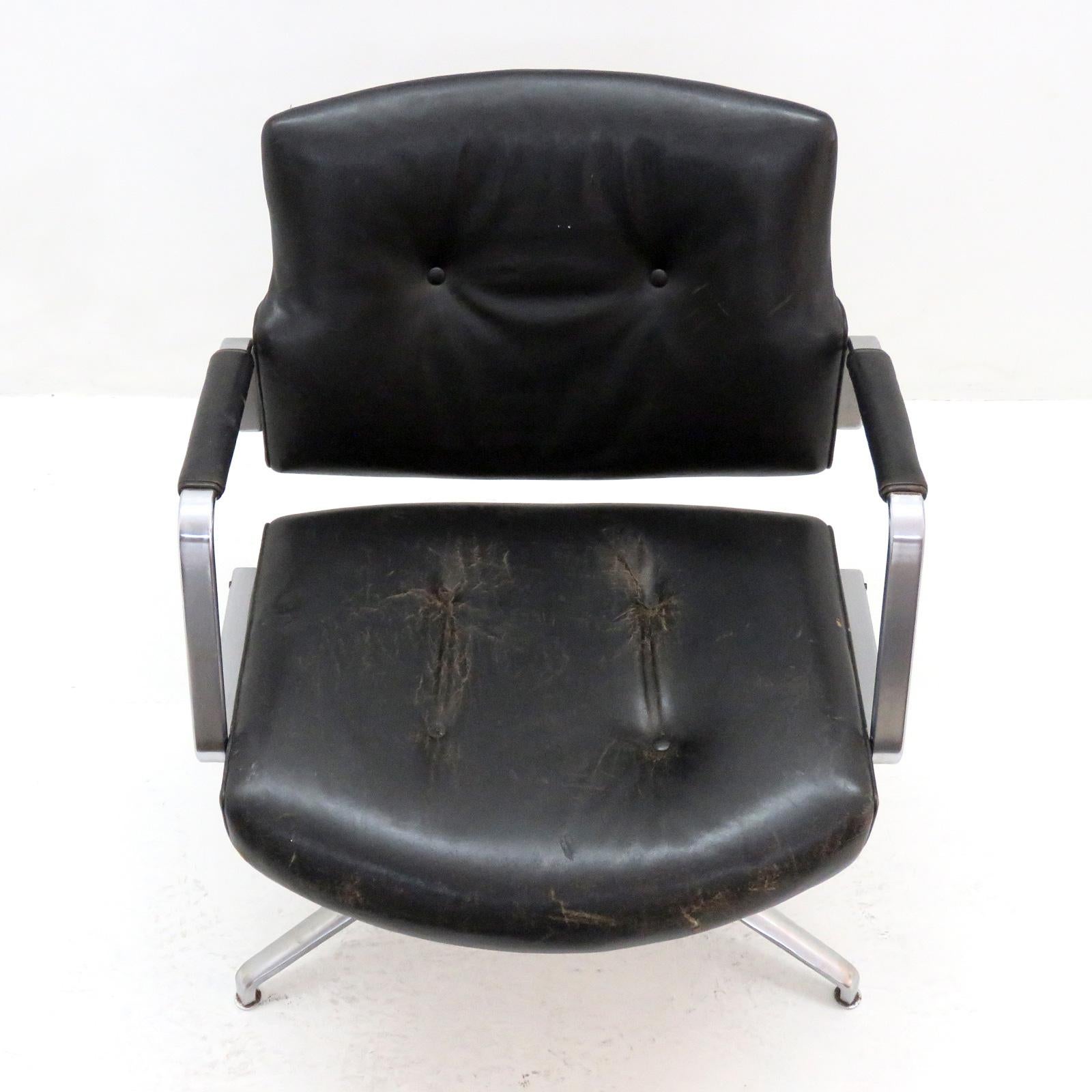 Preben Fabricius and Jørgen Kastholm Office Chair Model FK84 In Fair Condition In Los Angeles, CA