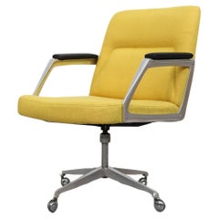 Preben Fabricius et Jørgen Kastholm Style Yellow Rolling Office Chair (chaise de bureau roulante jaune)