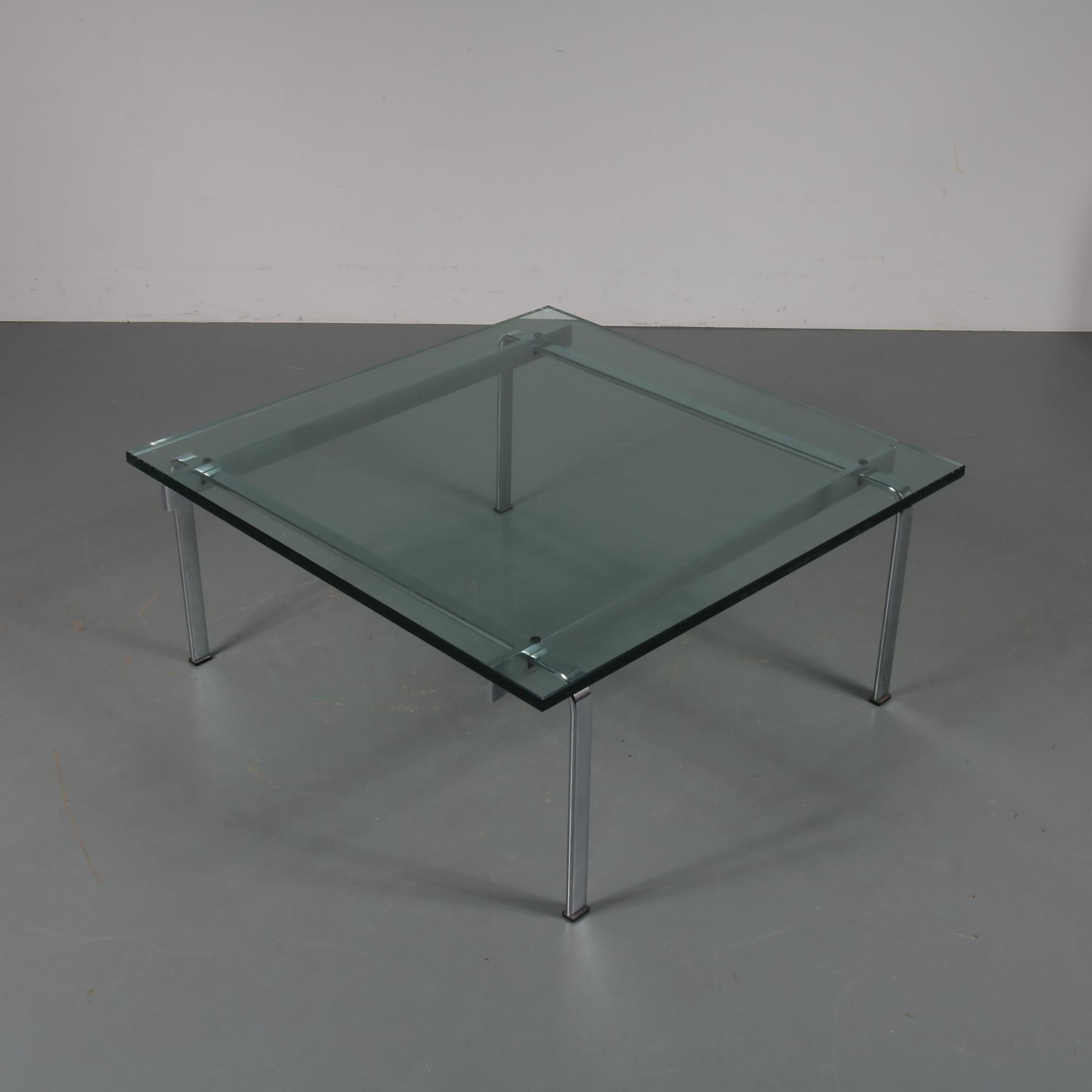 Amazing quality coffee table designed by Preben Fabricius, manufactured by Kill International in Denmark around 1960.

This stunning piece has a very well-crafted chrome plated metal base. The legs and structure are made of rectangular shapes with
