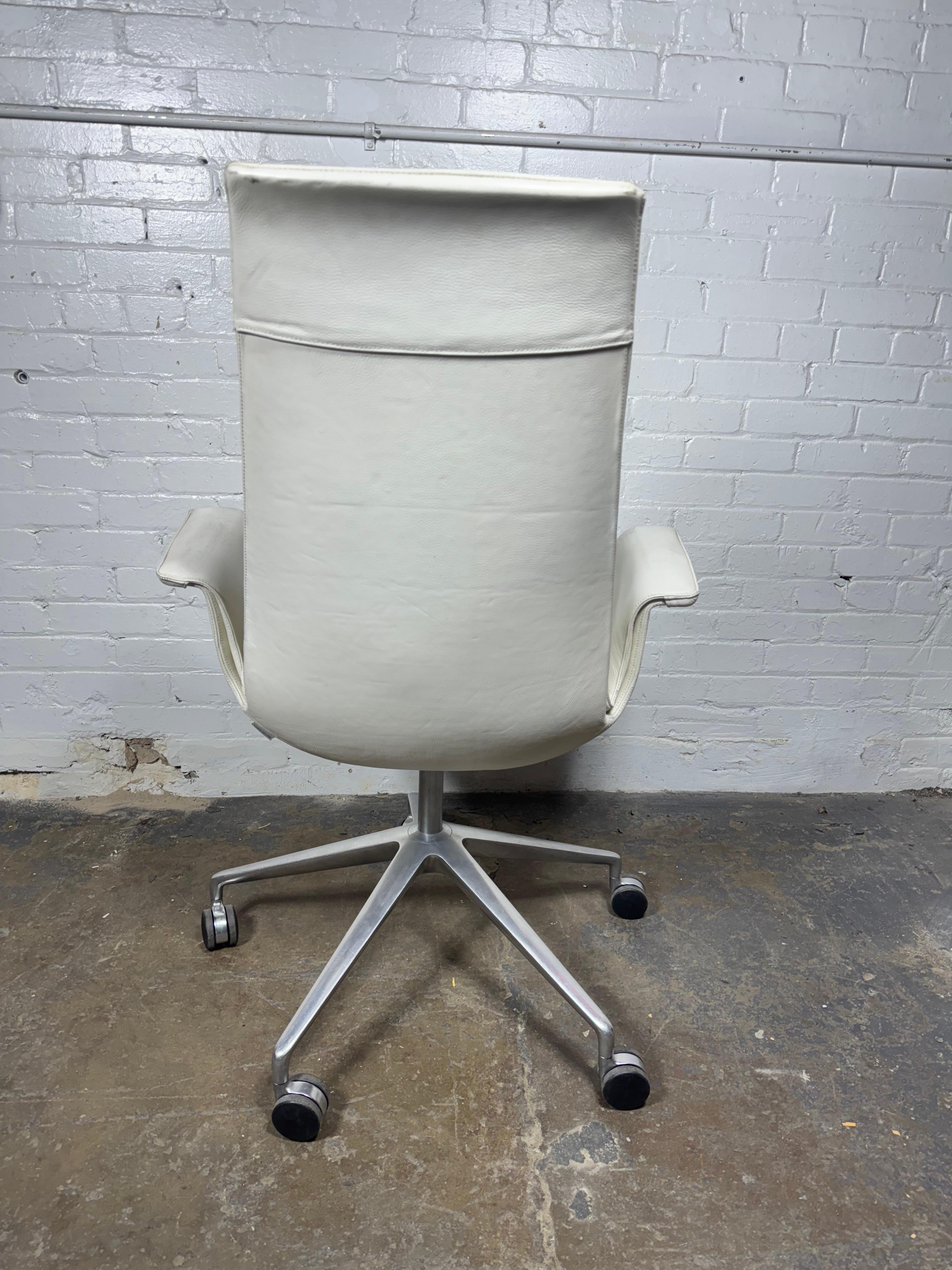 Preben Fabricius & Jorgen Kastholm Bird Chair/ 1960's , White Leather In Good Condition For Sale In Buffalo, NY