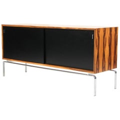 Preben Fabricius & Crédence autoportante Jorgen Kastholm:: modèle FK150:: bois de rose