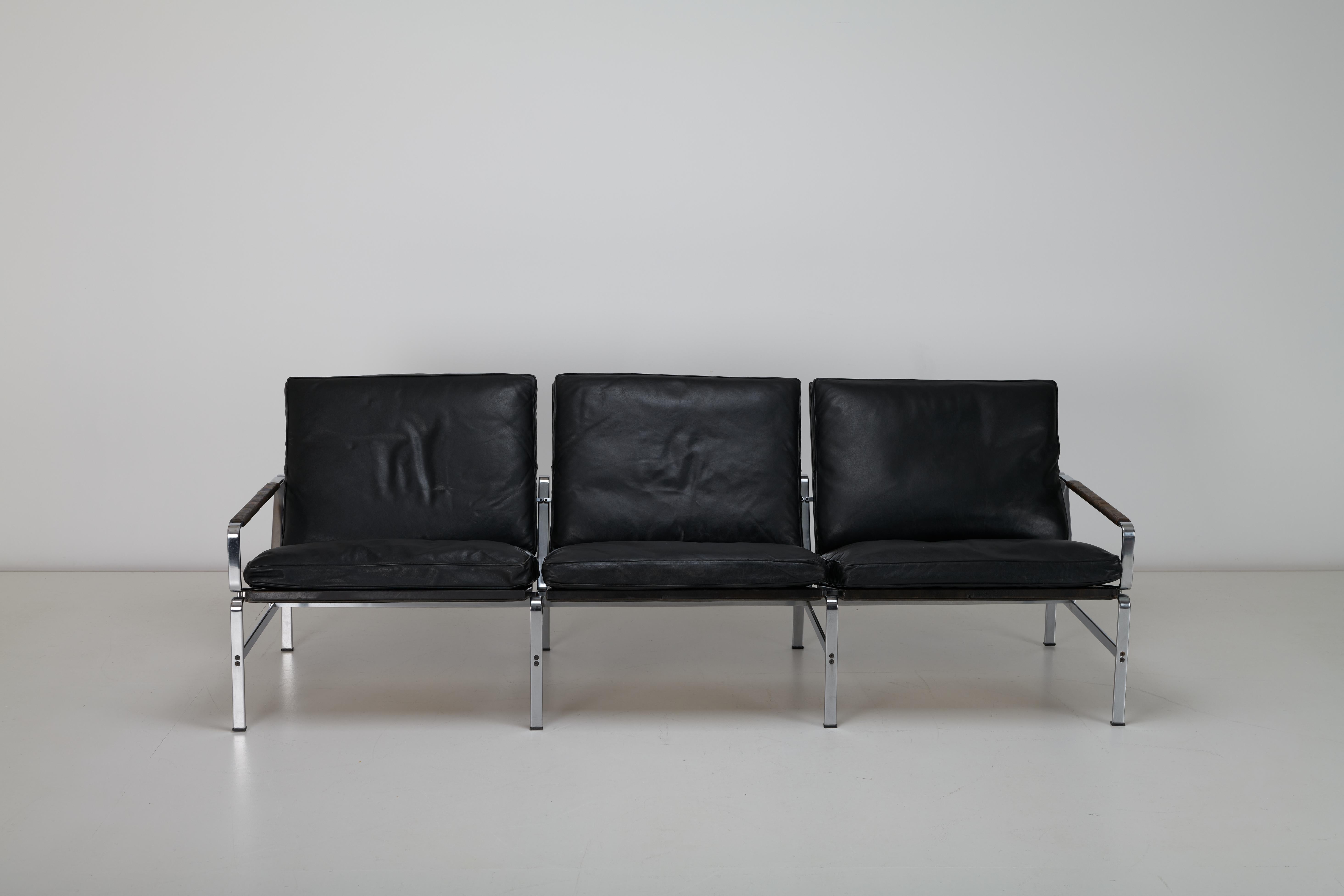 Preben Fabricius & Jørgen Kastholm, Ledersofa FK 6720 für Kill International (20. Jahrhundert) im Angebot