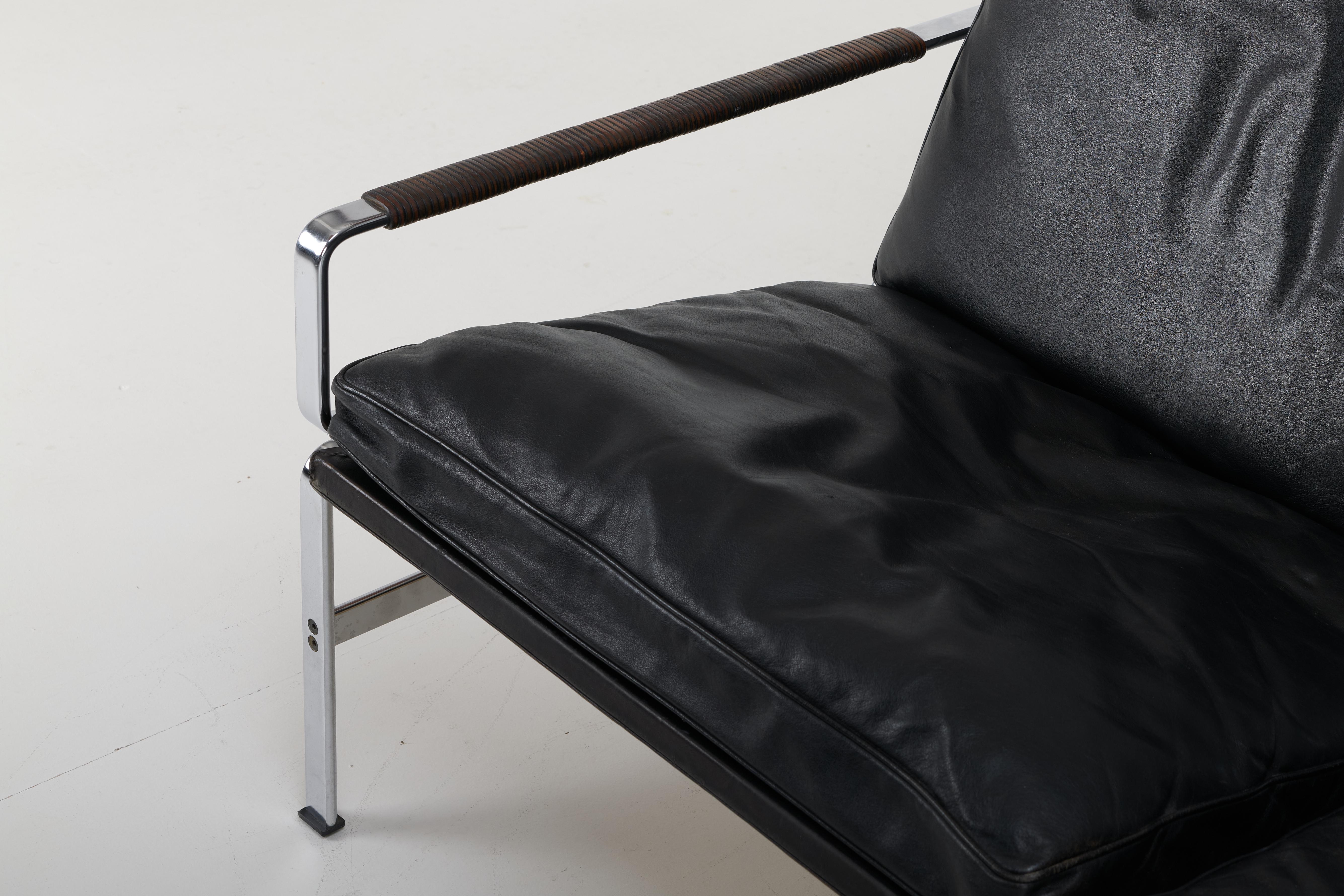 Preben Fabricius & Jørgen Kastholm, Ledersofa FK 6720 für Kill International im Angebot 1