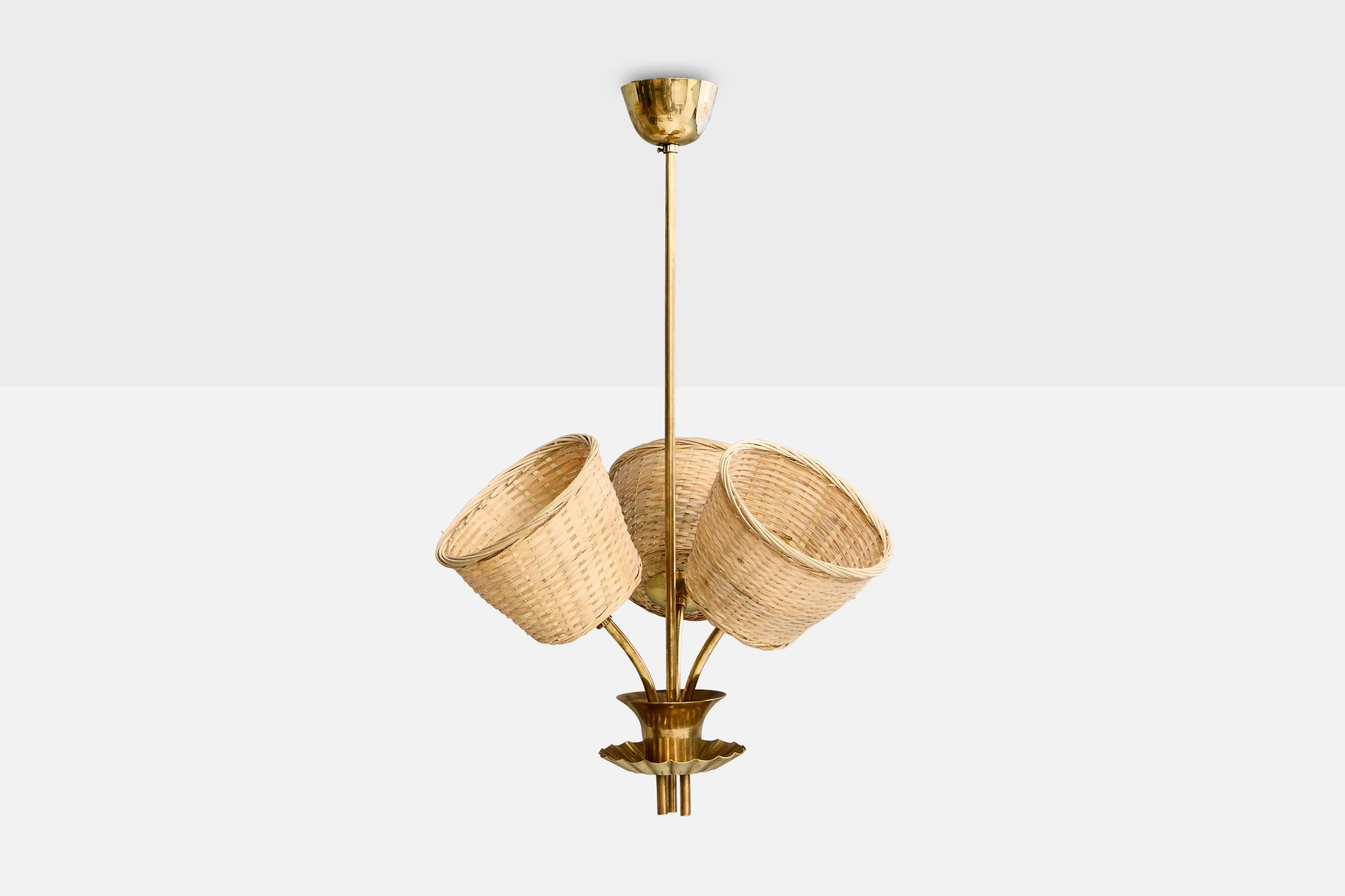 Lustre en laiton et rotin conçu et produit par Precenta, Finlande, C.C.

Dimensions globales (pouces) : 26.75 