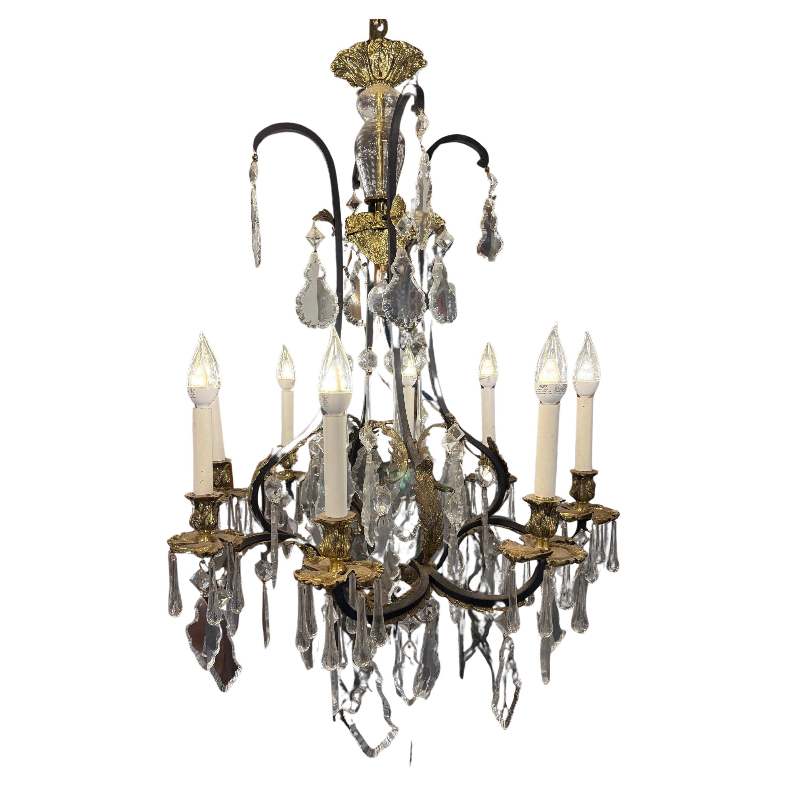 Preciosa Lighting Lampadario a 8 bracci in ottone e ferro con cristalli tagliati a mano di Boemia