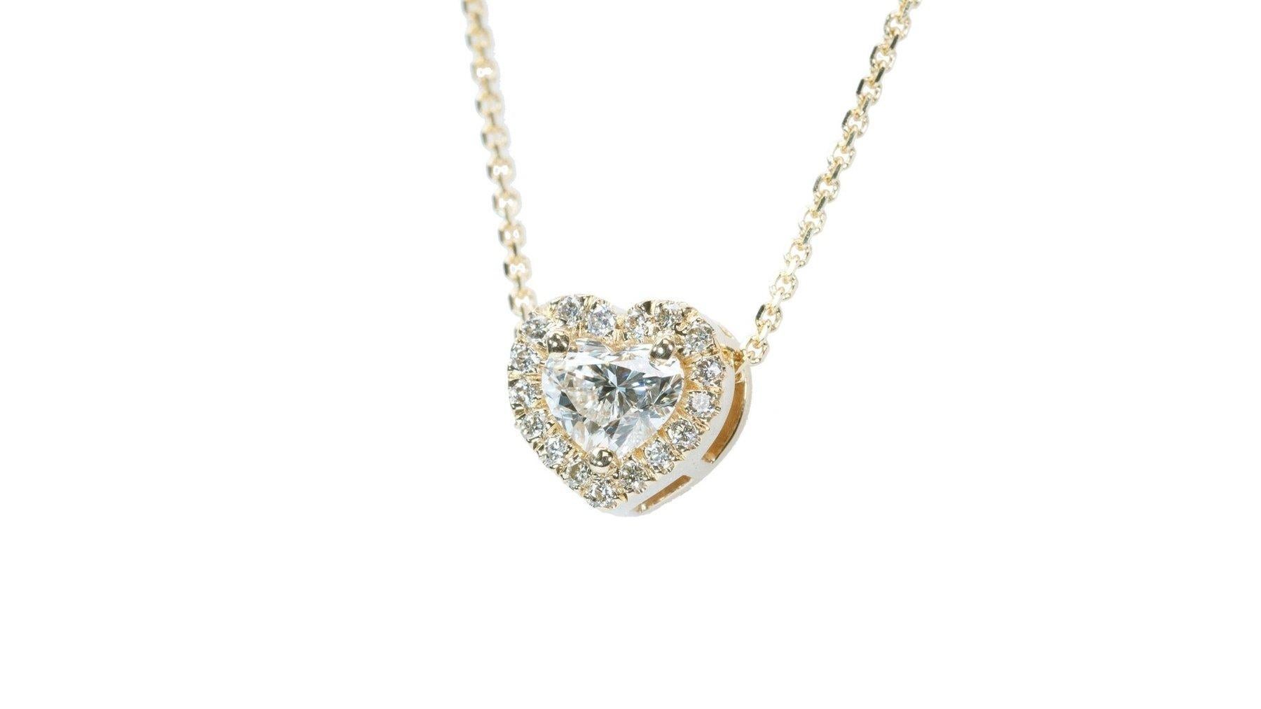 Heart Cut Precious 1.02ct Double Excellent Ideal Cut Diamond Necklace in 18k Yellow Gold For Sale