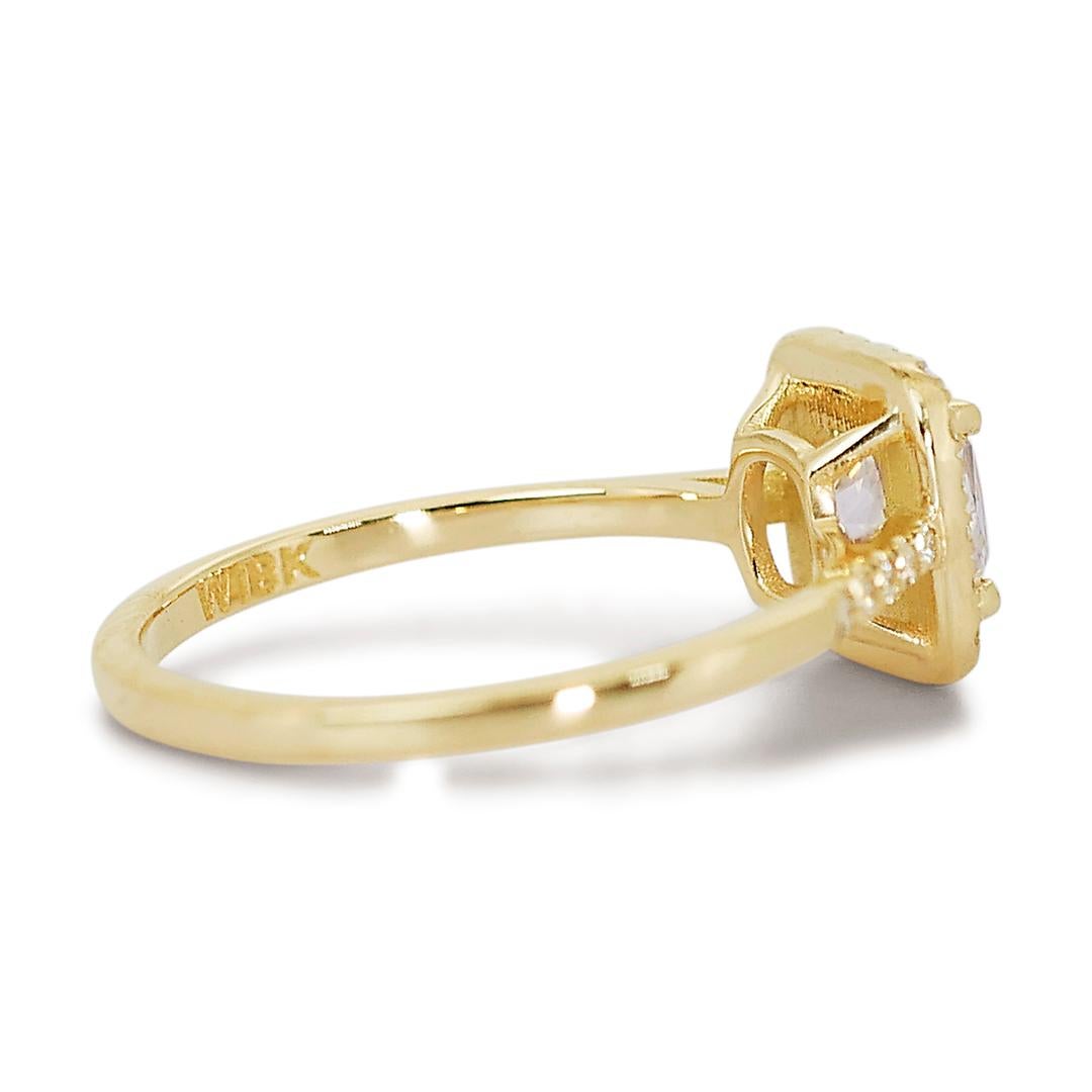 Precious 18K Yellow Gold Ideal Cut Halo Natural Diamond Ring w/1.65ct - IGI Cert In New Condition For Sale In רמת גן, IL