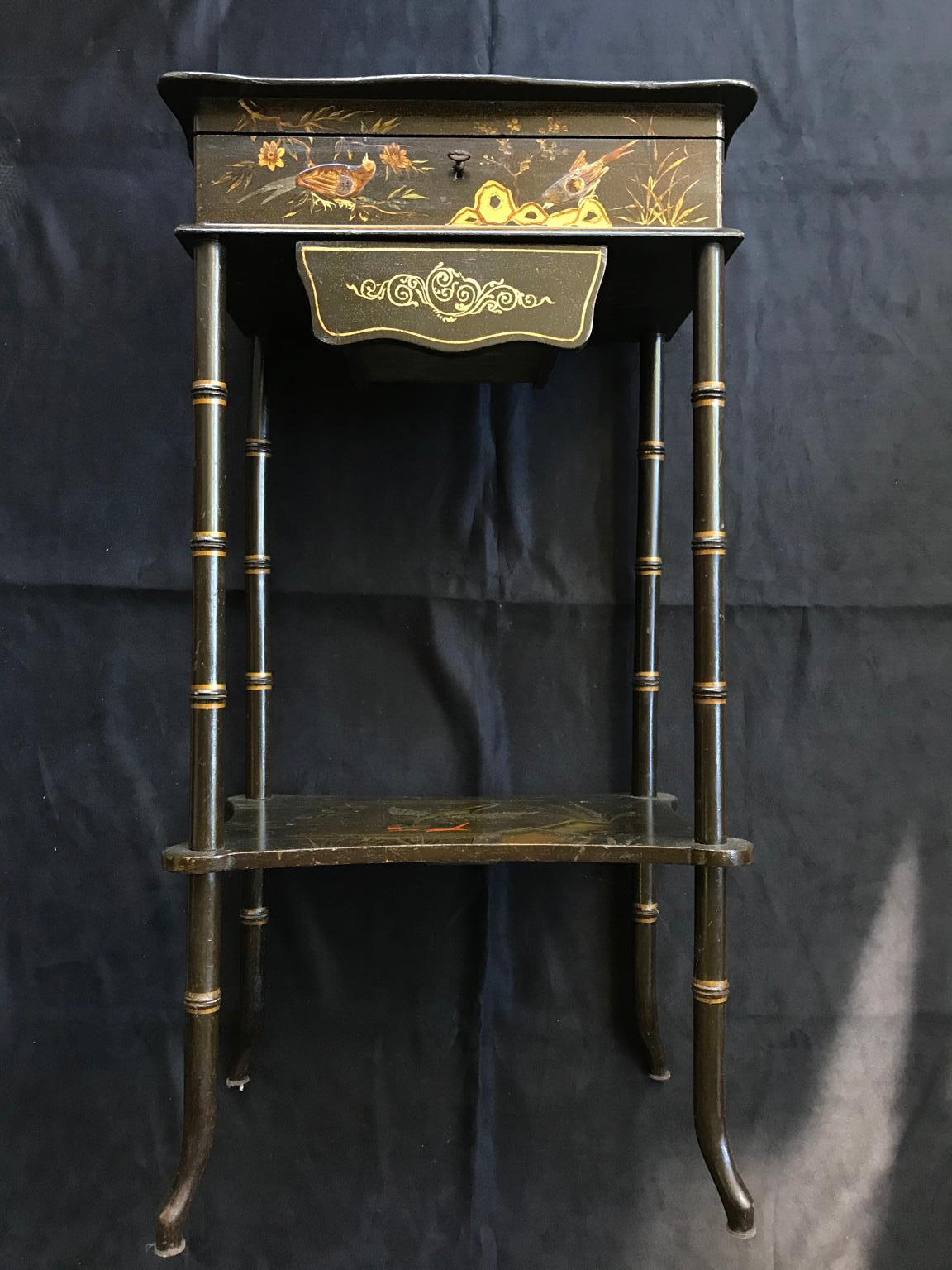 Elegant, delicate and rare make up vanity and jewel table Napoleon III with mirror.
Entirely land lacquered and golden hand-painted in made in hand-carved pear fruitwood. Bamboo decoration carved turning on each leg. Each side is decorated with