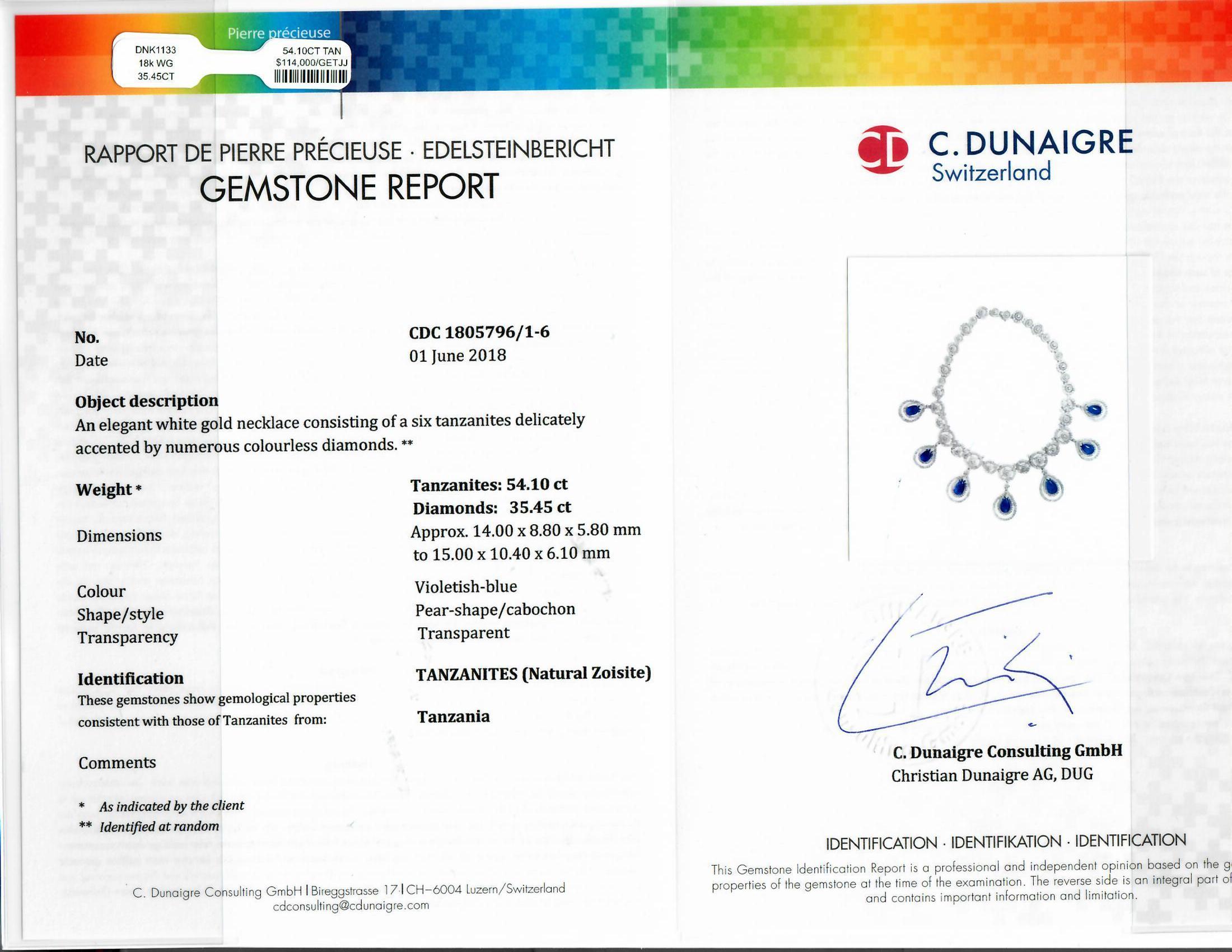 La preziosa collana di diamanti Diana M. Jewels presenta 54,10 carati di tanzaniti cabochon a forma di pera e diamanti a taglio rotondo incastonati per un totale di 35,45 carati di diamanti bianchi a taglio rotondo. 
Certificato da