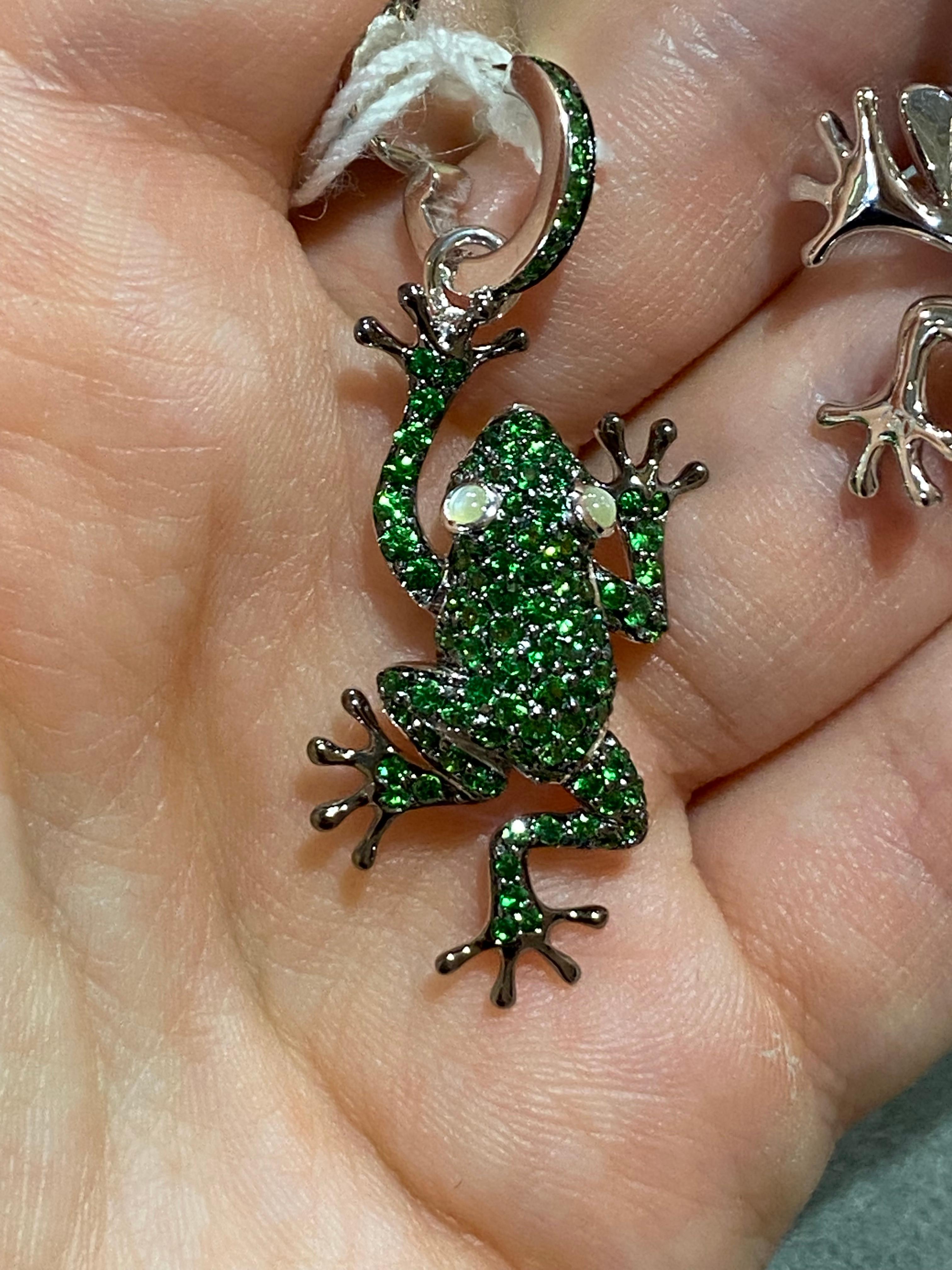 Antique Cushion Cut Precious Frog Tsavorite 18K Gold Lever-Back Earrings for Her For Sale