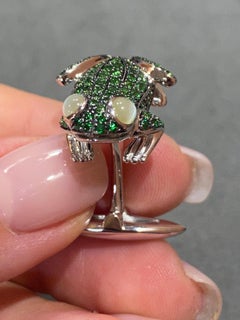 Precious Frog Tsavorite Gold Cufflinks 18K For Him