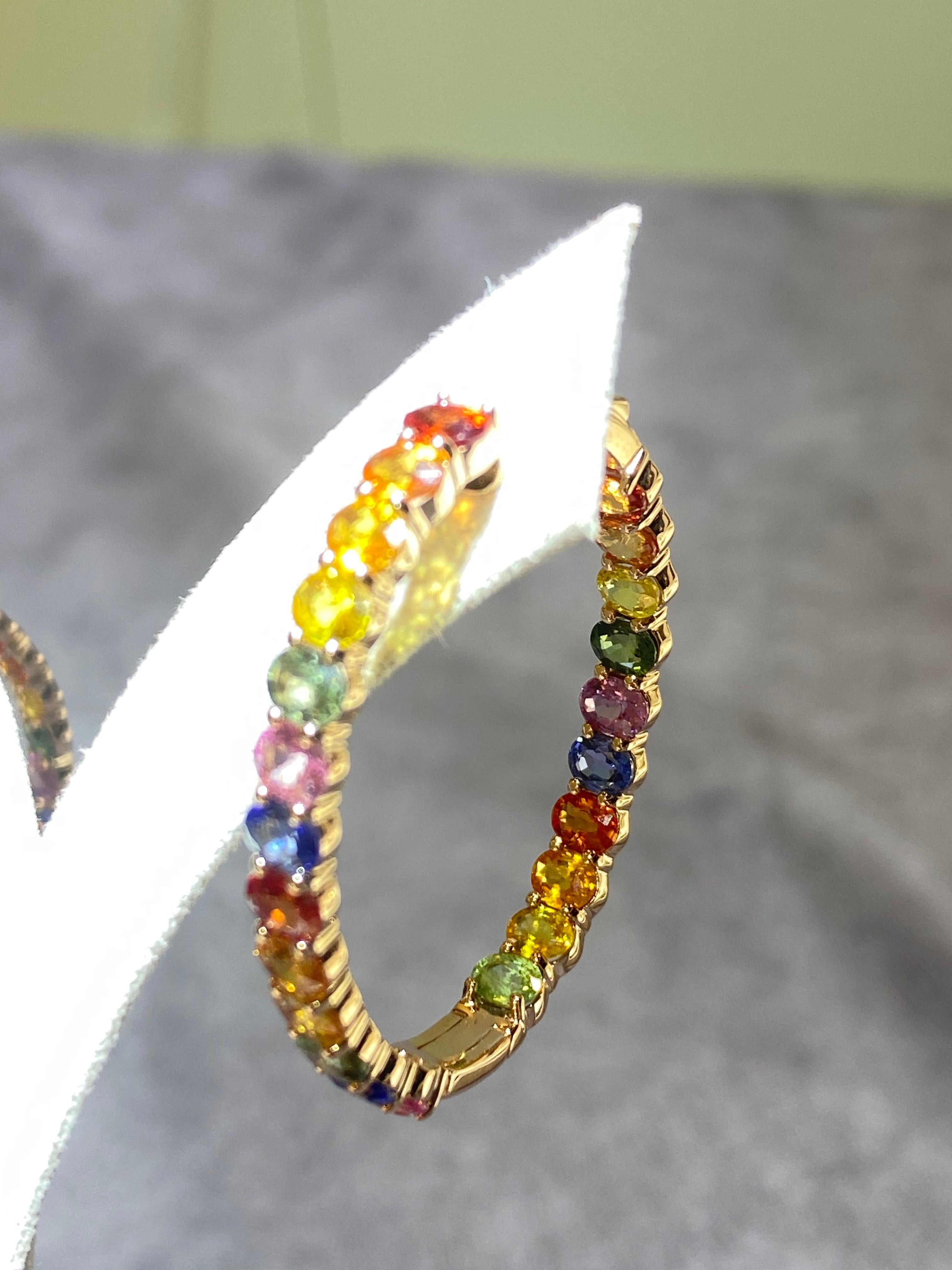 Modern Precious Hoop Multi Sapphire Yellow 18K Gold Earrings for Her For Sale