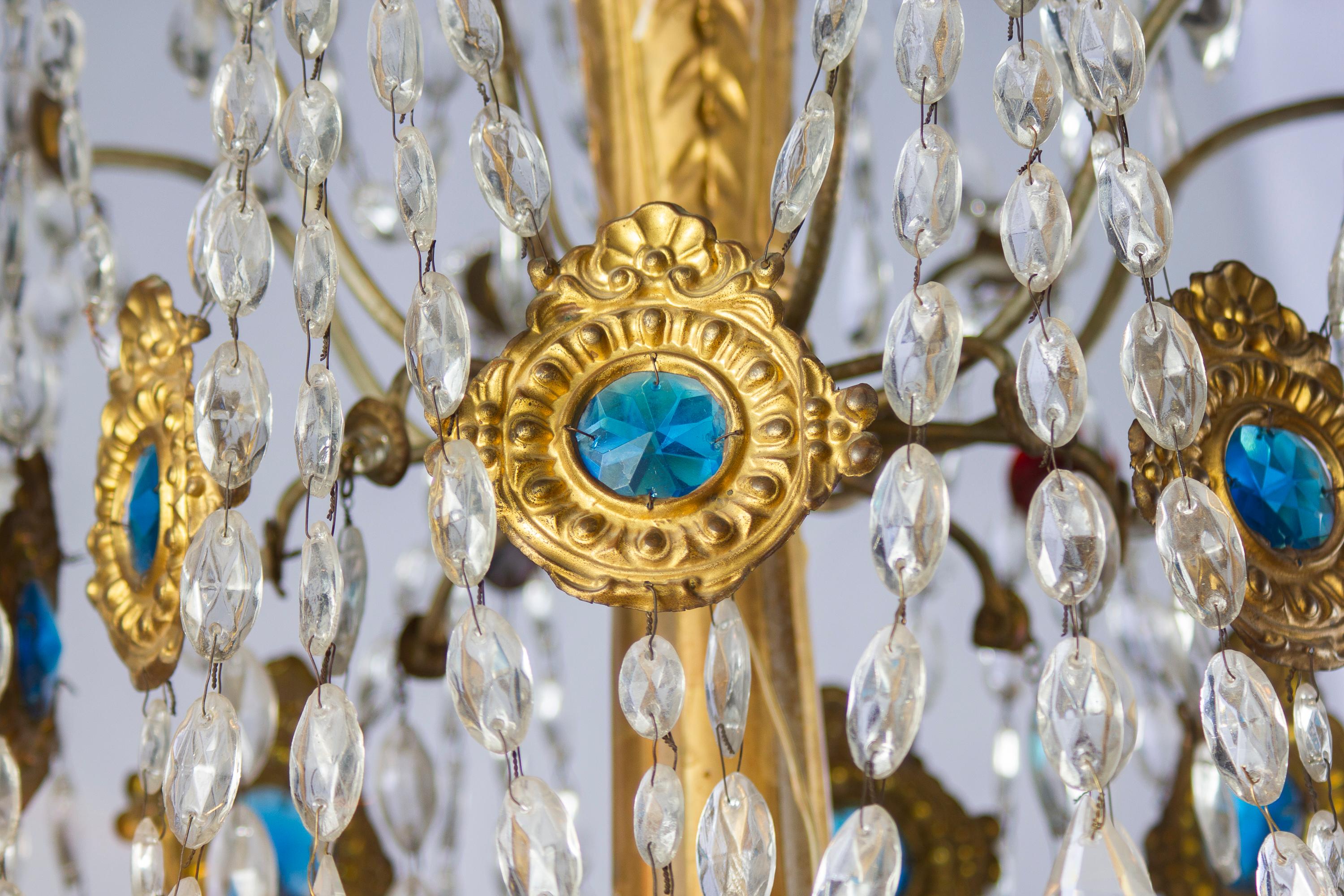 Cut Glass Precious Italian 18' Century Giltwood and Crystal Chandelier Genova 1760 For Sale