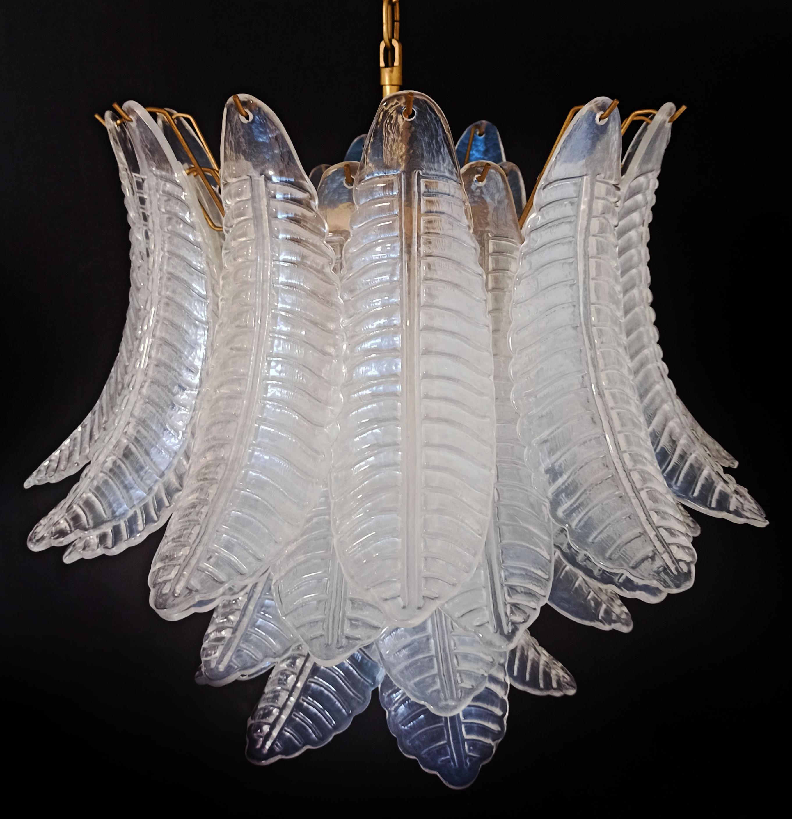 Precious Italian Murano Six-Tier Opaline Ferns Glass Chandelier, 36 Opal Glasses For Sale 13