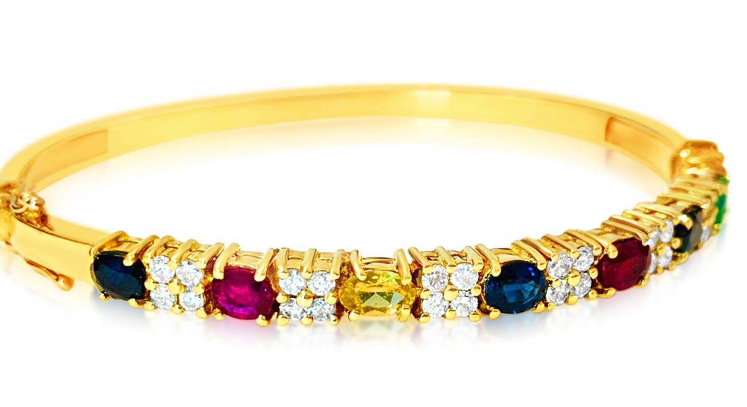 Medievale Bracciale con più pietre preziose e diamanti in oro 18 carati in vendita