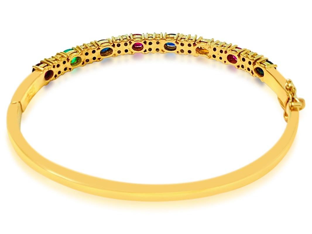 Taglio ovale Bracciale con più pietre preziose e diamanti in oro 18 carati in vendita