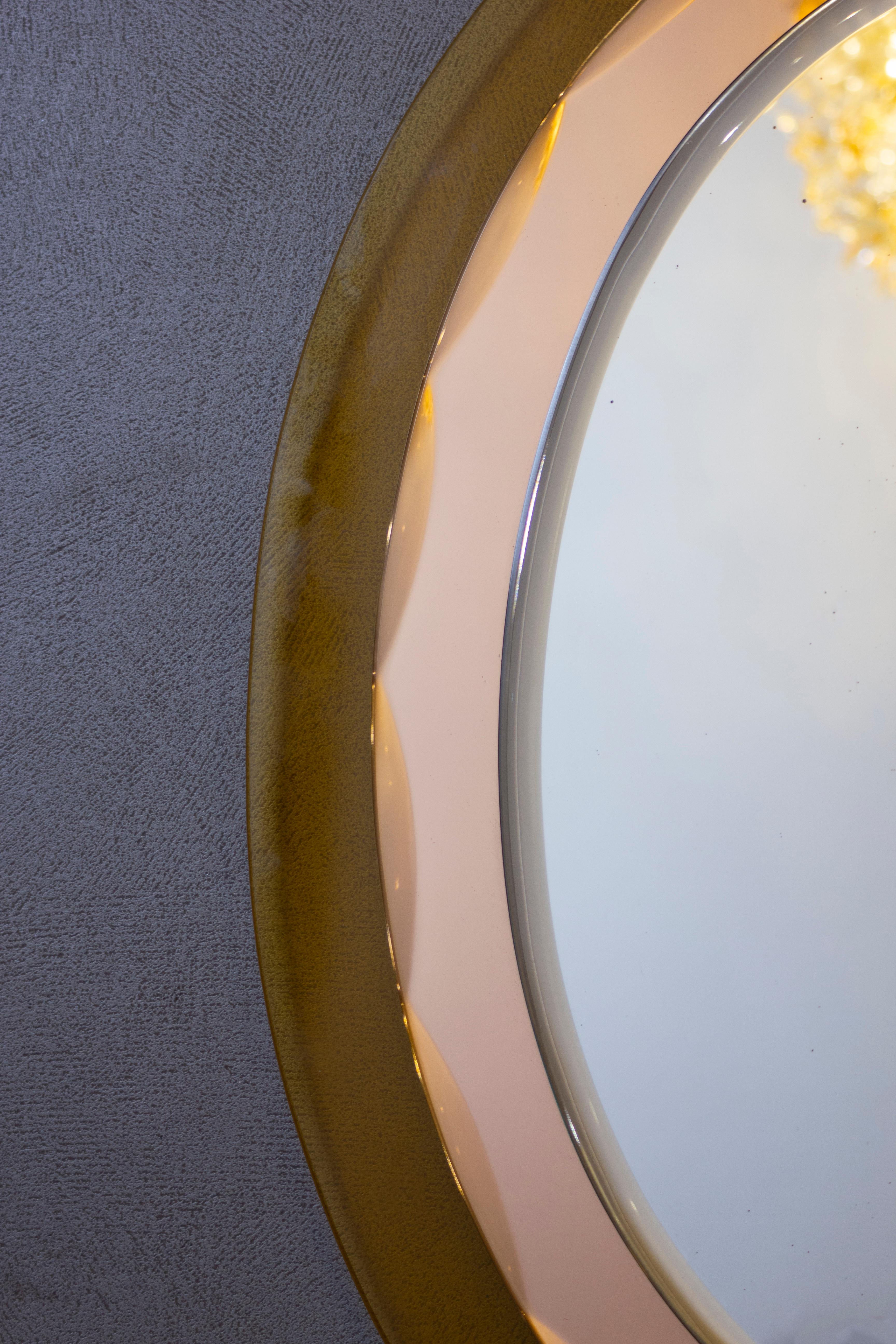 Precious Oval Shaped Mirror Attributed to Max Ingrand for Fontana Arte, 1960s For Sale 2