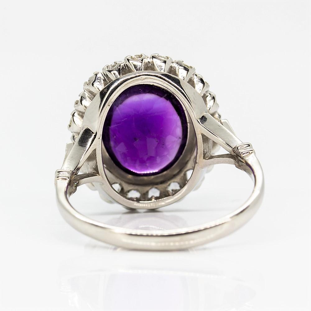 Art Deco Precious Platinum Natural Amethyst and Diamonds Halo Ring