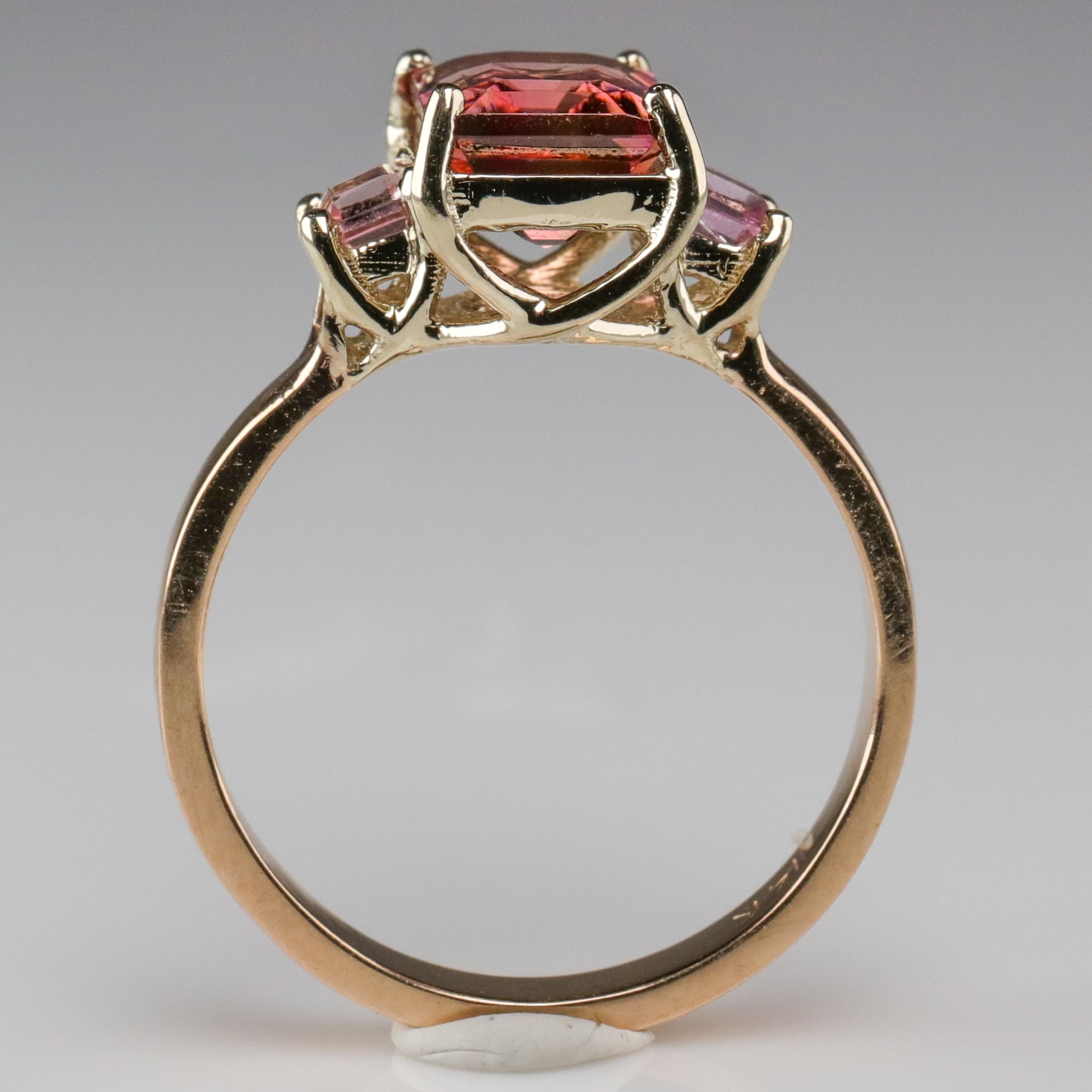 Precious Topaz Engagement Ring Diamond Alternative In Good Condition In Southbury, CT