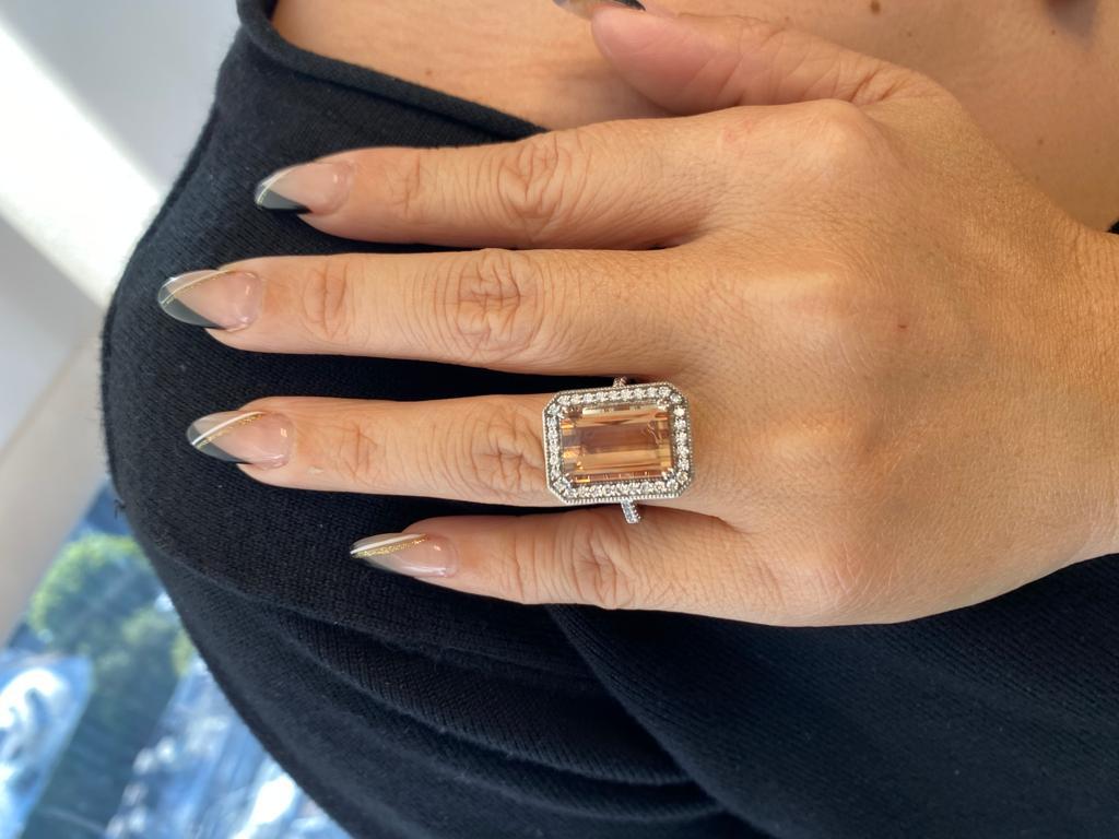 8.91 Carat Precious Topaz Emerald-Cut Ring – Luxury 18K White Gold with Diamonds For Sale 4