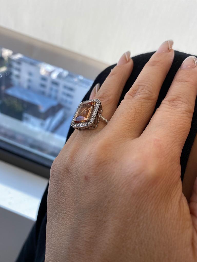 8.91 Carat Precious Topaz Emerald-Cut Ring – Luxury 18K White Gold with Diamonds In New Condition For Sale In Beverly Hills, CA