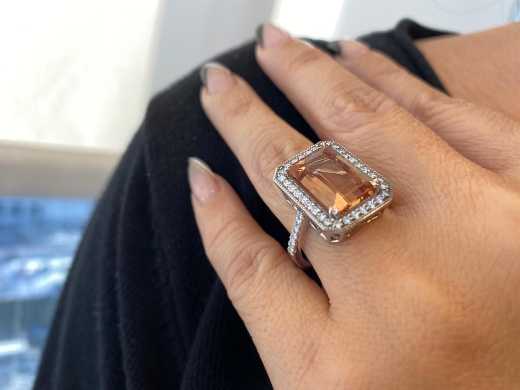 8.91 Carat Precious Topaz Emerald-Cut Ring – Luxury 18K White Gold with Diamonds For Sale 3