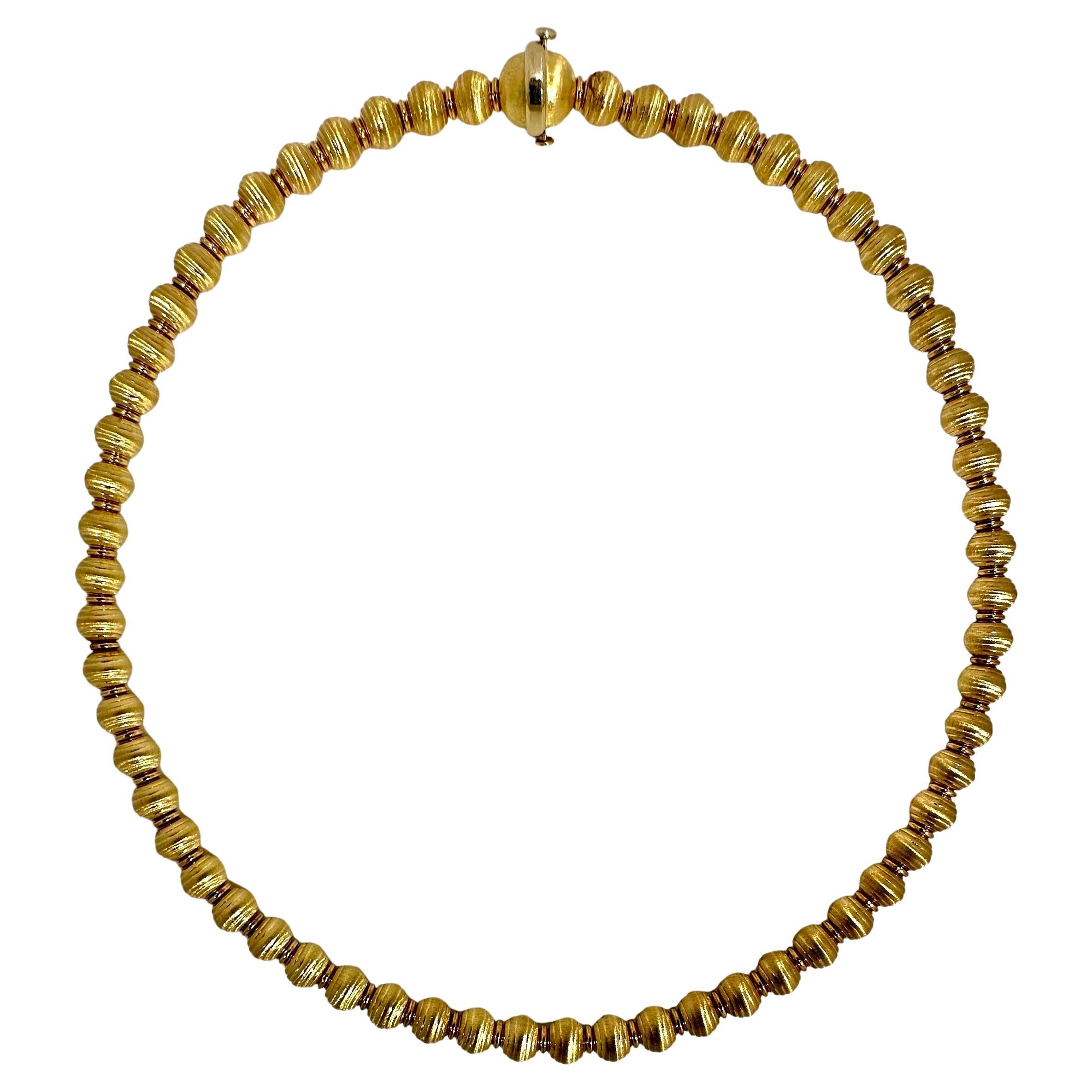 Precision Crafted 14k Yellow Gold Contemporary Italian Choker Length Necklace For Sale