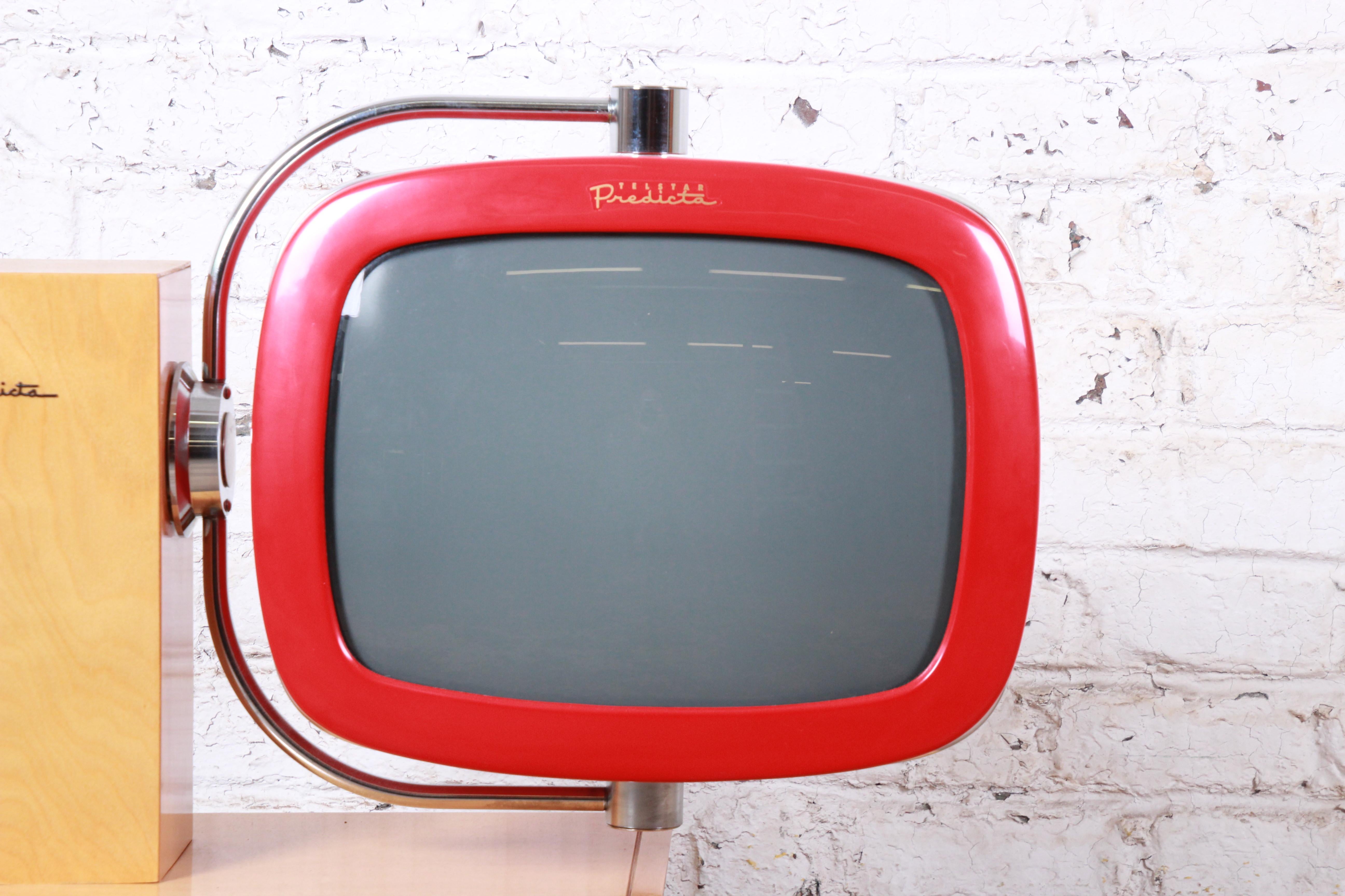 Predicta Chalet Mid-Century Modern Space Age Television by Telstar In Good Condition In South Bend, IN