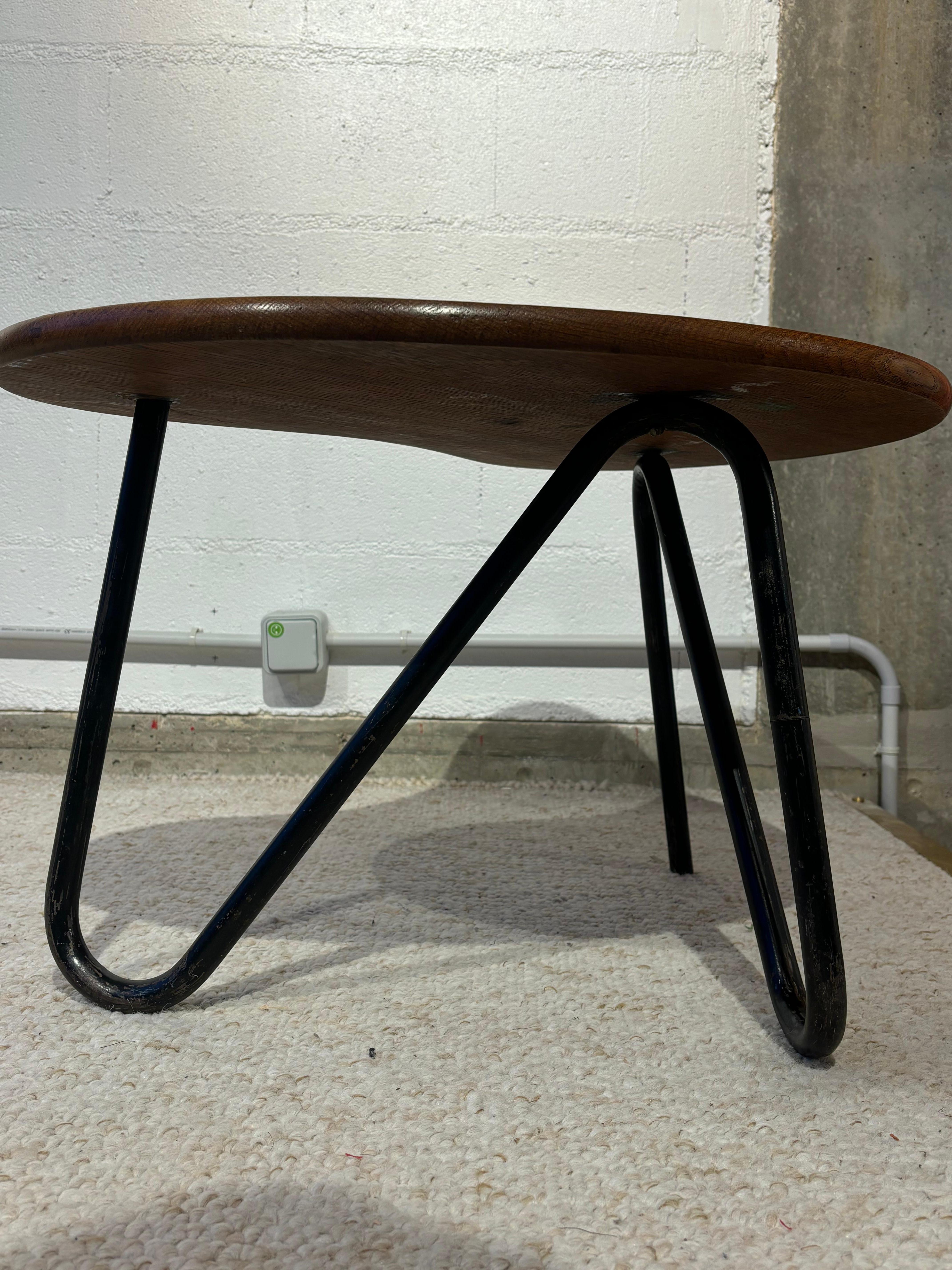 Prefacto side table by Pierre Guariche For Sale 6