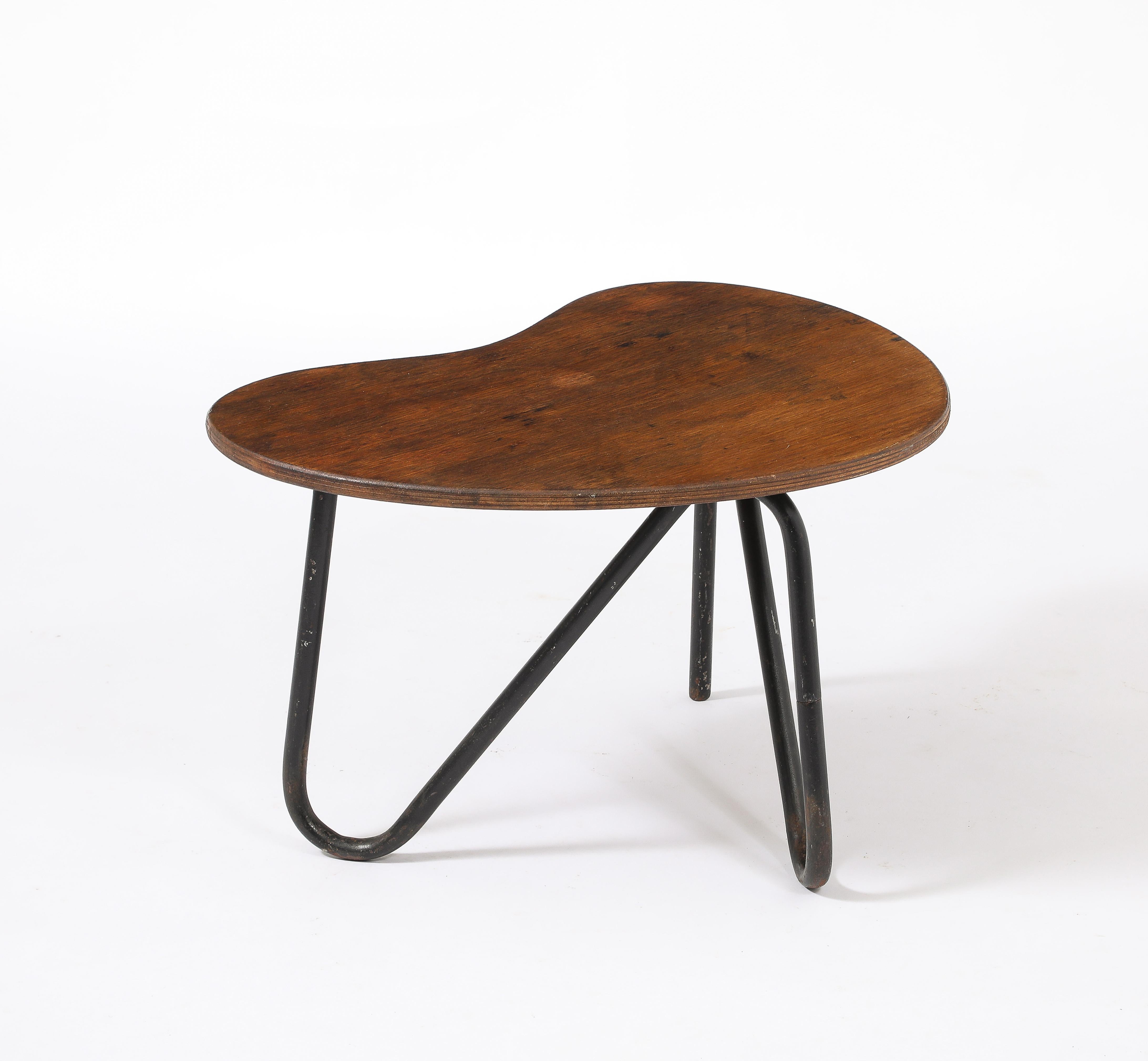 Table de style préfacto, France, années 1950 1