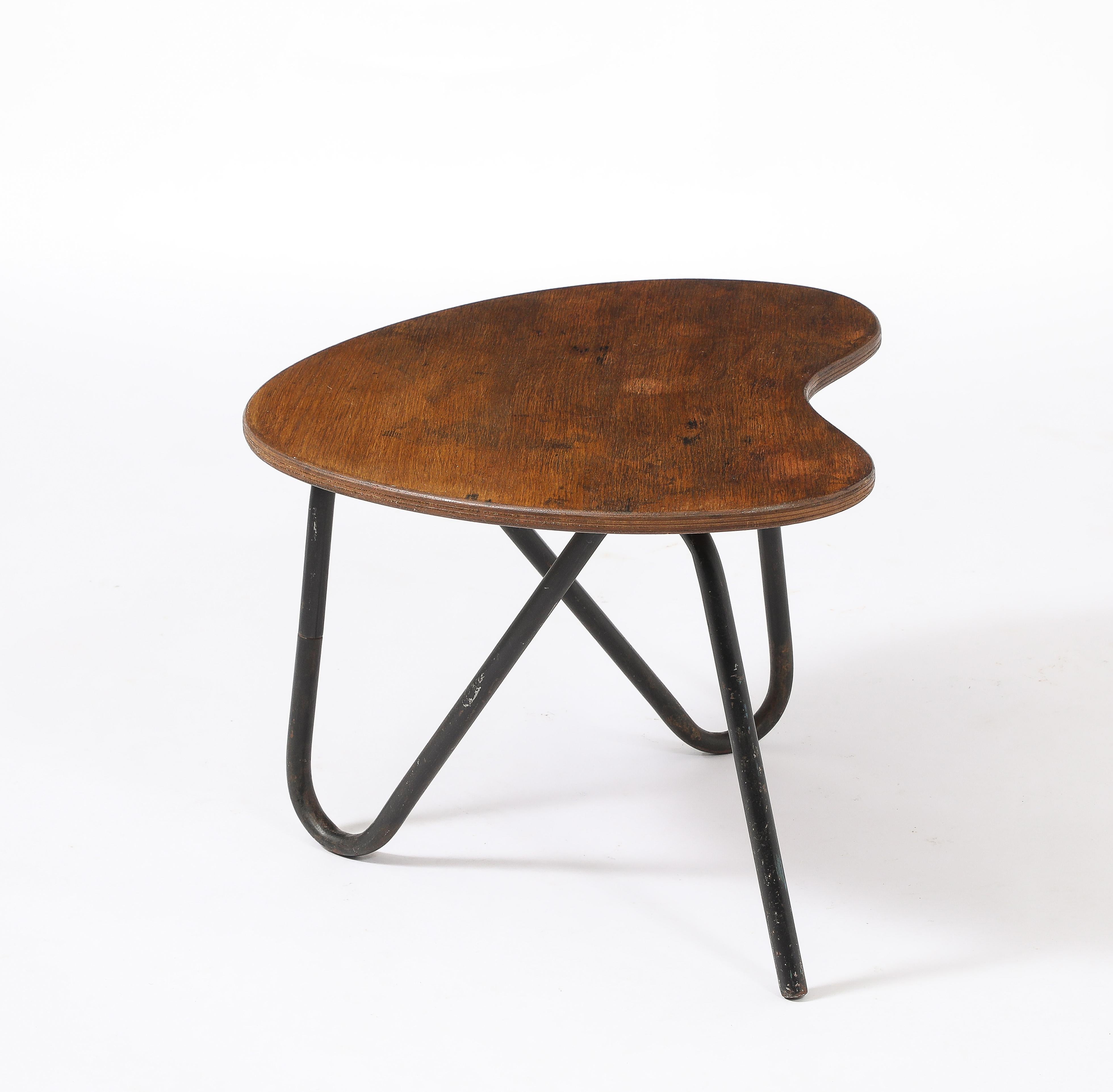 Table de style préfacto, France, années 1950 2