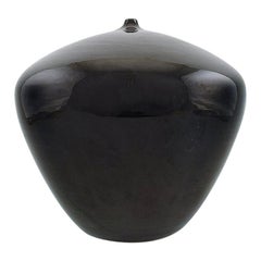 Pregolini Fiorella, Large Italian Ceramic Vase in Metallic Olive Green Glaze
