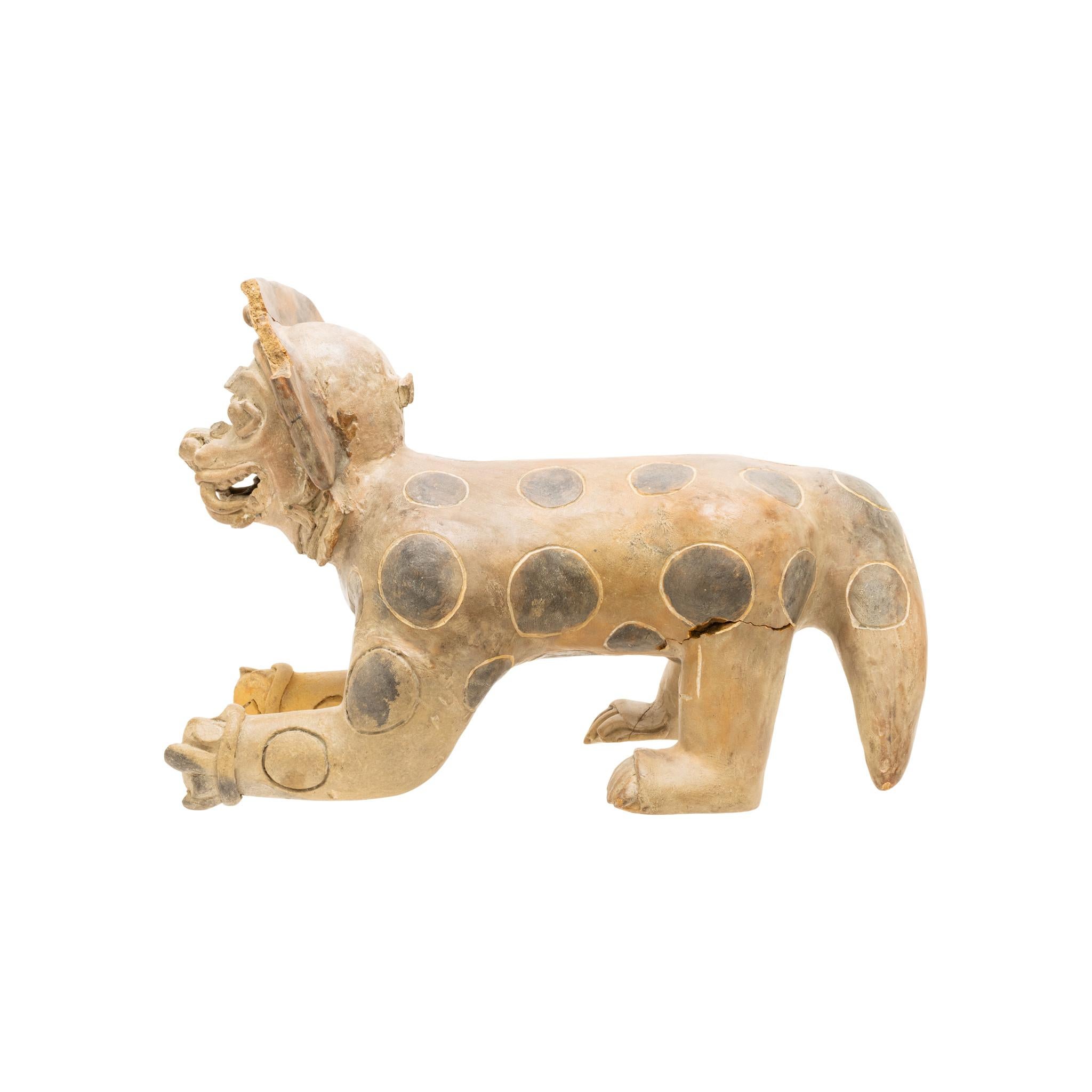 Prehistoric Jamacoaque Pottery Figure In Good Condition For Sale In Coeur d'Alene, ID