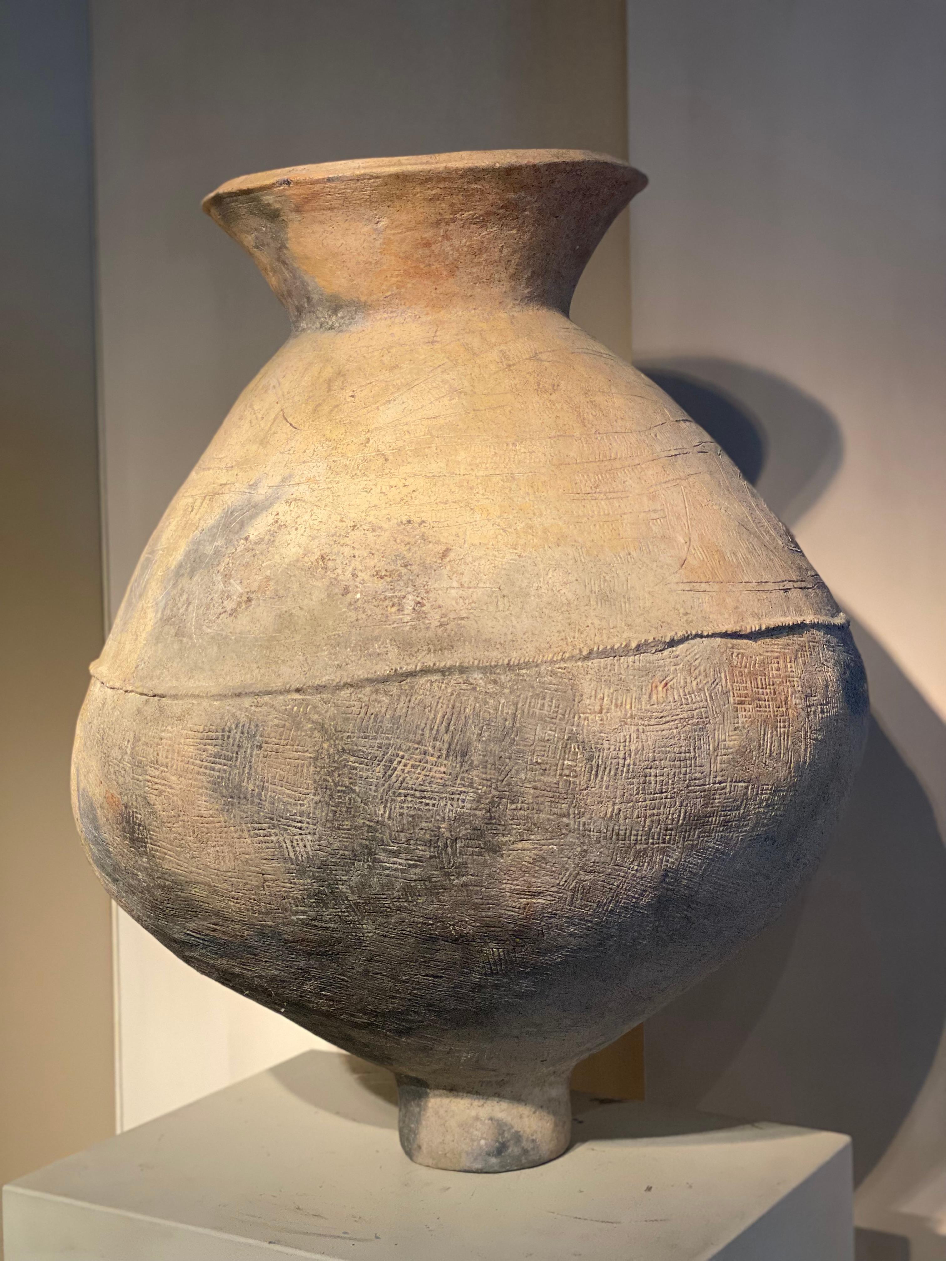 Prähistorischer Terrakotta-Topf, Bang Chiang (Thailändisch) im Angebot