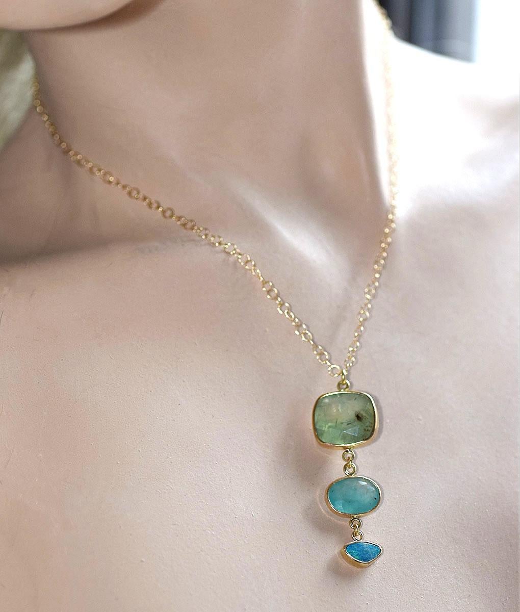 Prehnite, Aquaprase and Opal Tiered Gold Necklace In New Condition For Sale In New York, NY