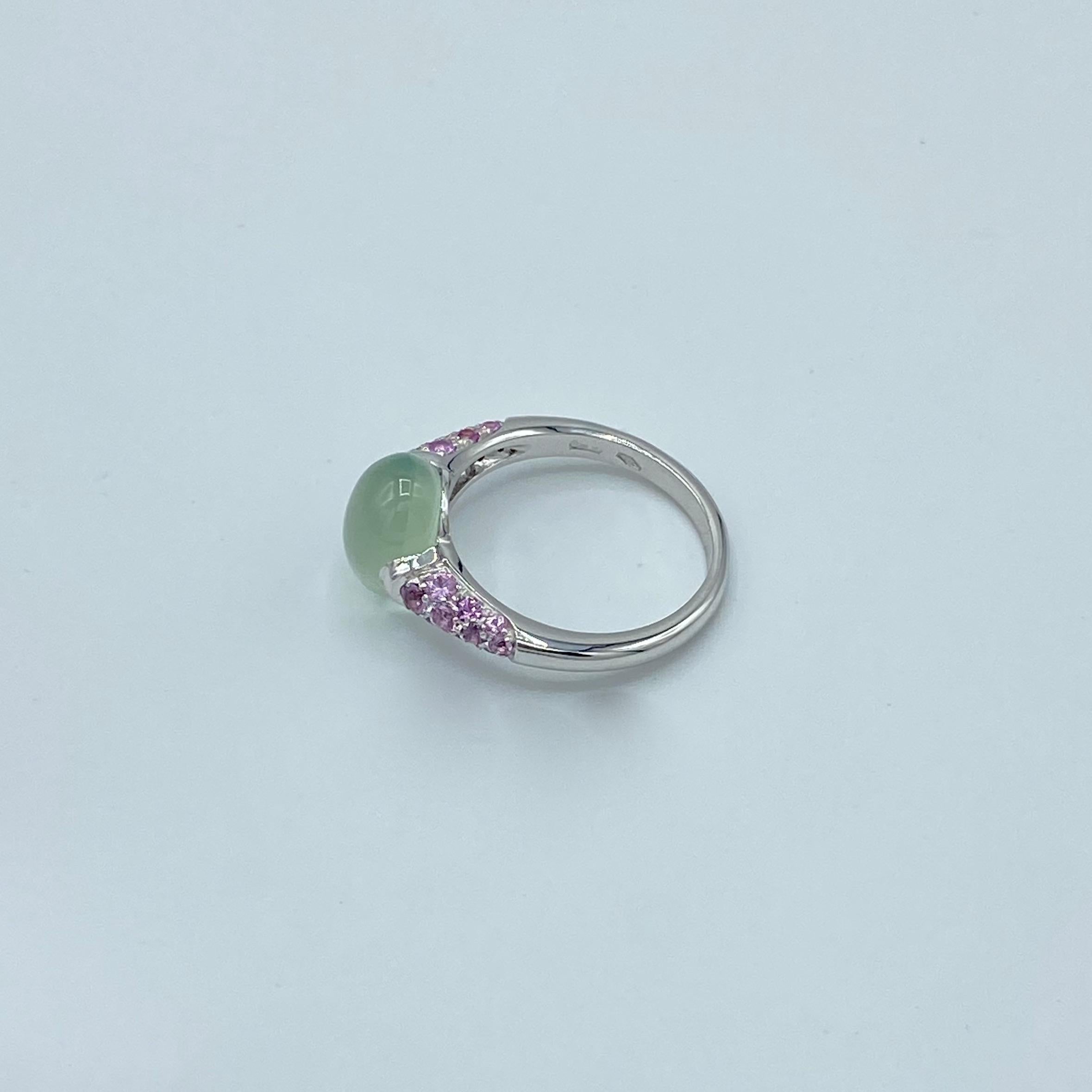 Prehnite Gemstone Cabochon Pink Sapphire White 18 Kt Gold Ring Made in Italy For Sale 3