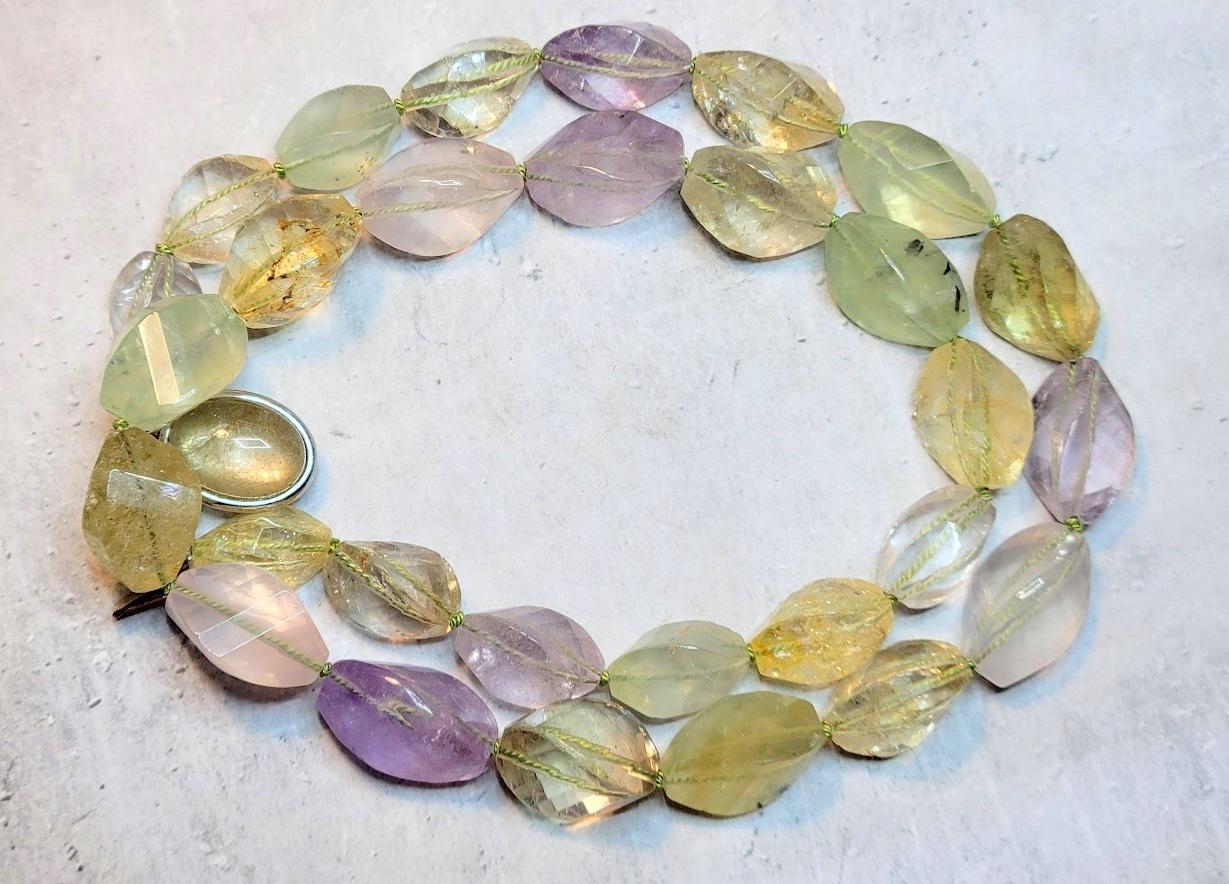 Collana di prehnite, quarzo, citrino e ametista in vendita 2
