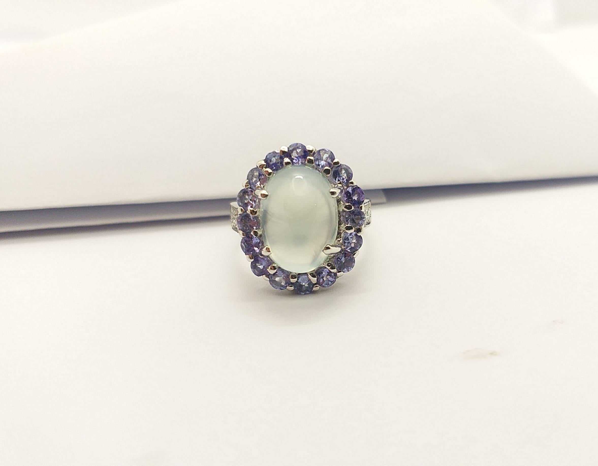 Prehnite, Tanzanite with Cubic Zirconia Ring set in Silver Settings For Sale 2