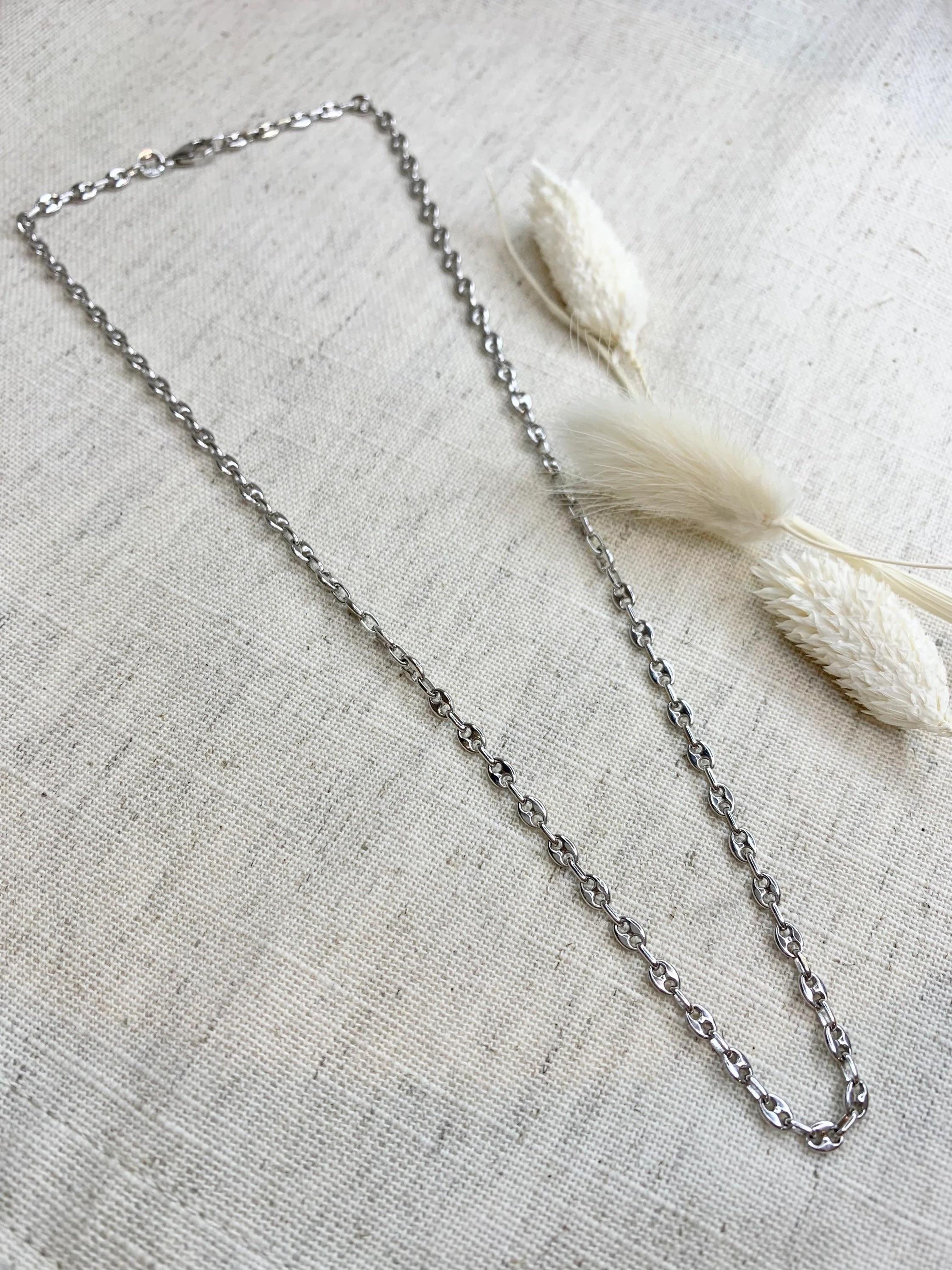 Catena a maglie Marin in oro bianco 18 ct. usata In condizioni buone in vendita a Brighton, GB