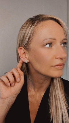 Preloved 18ct White Gold Modern Diamond Clover Stud Earrings