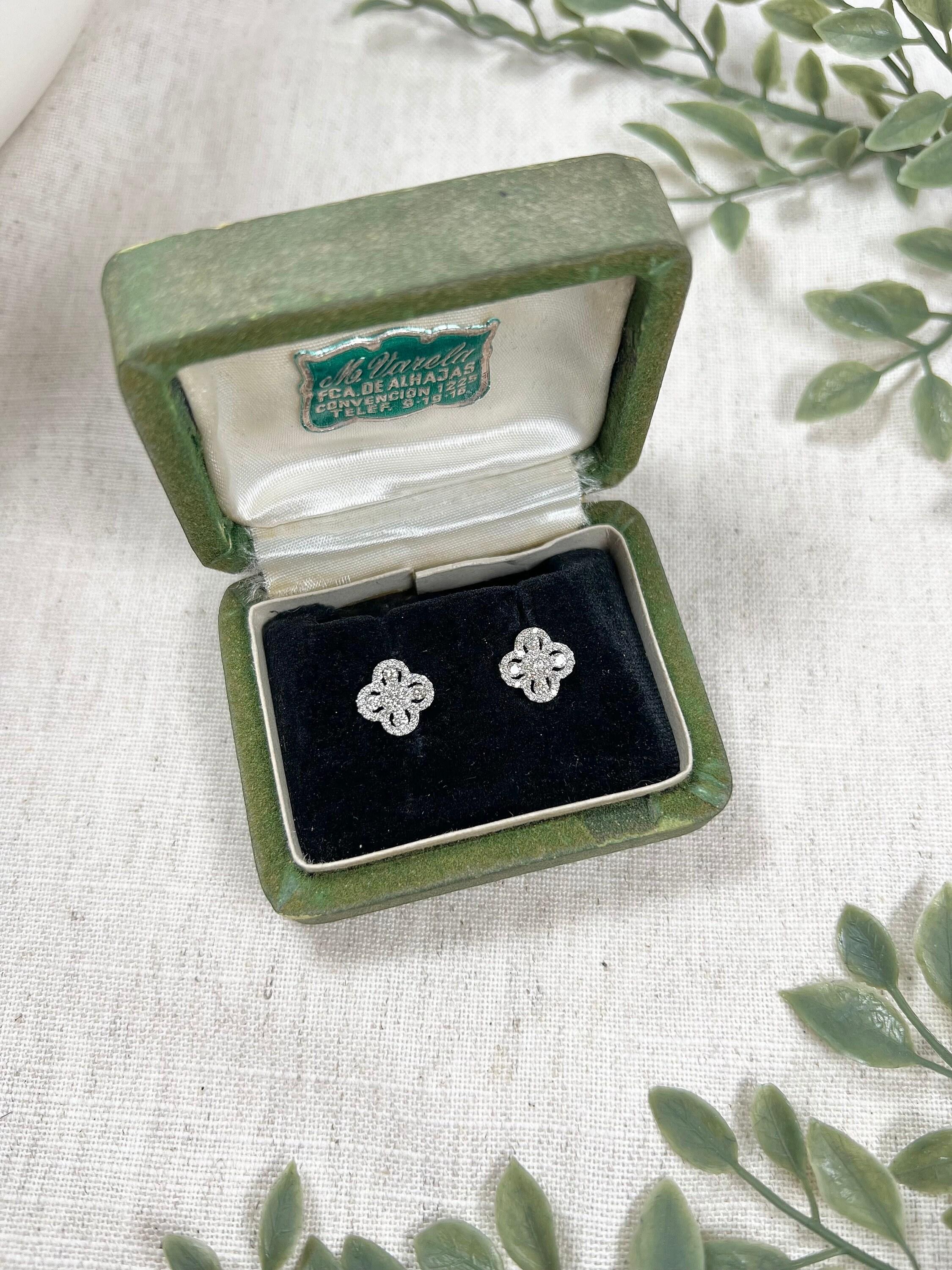 Boucles d'oreilles trèfle en or blanc 18ct et diamant Modernity Preloved en vente 4