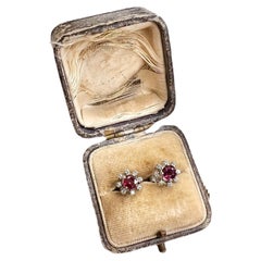 Preloved Boucles d'oreilles rubis et diamants en or blanc 18ct